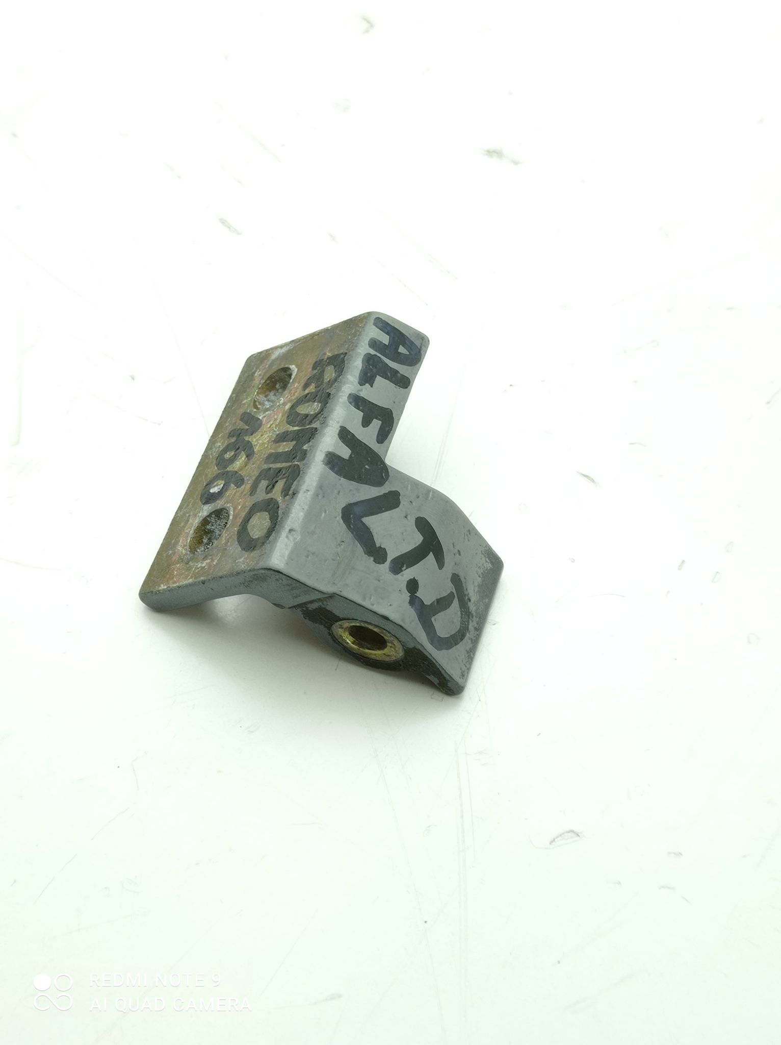 ALFA ROMEO 166 ZAWIAS DRZWI LEWY TYŁ DOLNY DÓŁ