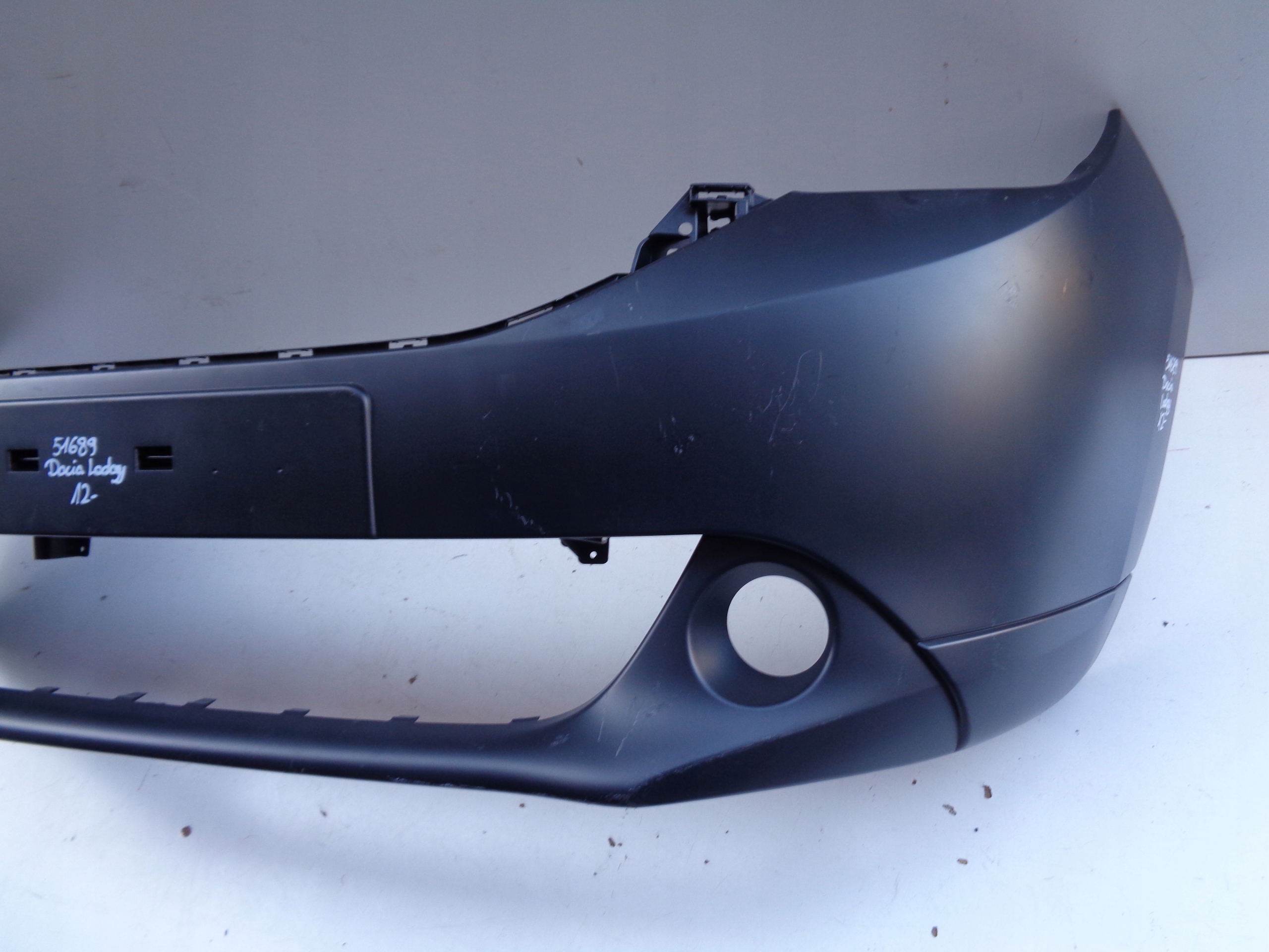NO-WY-- front bumper DACIA LODGY 12- NR 51689