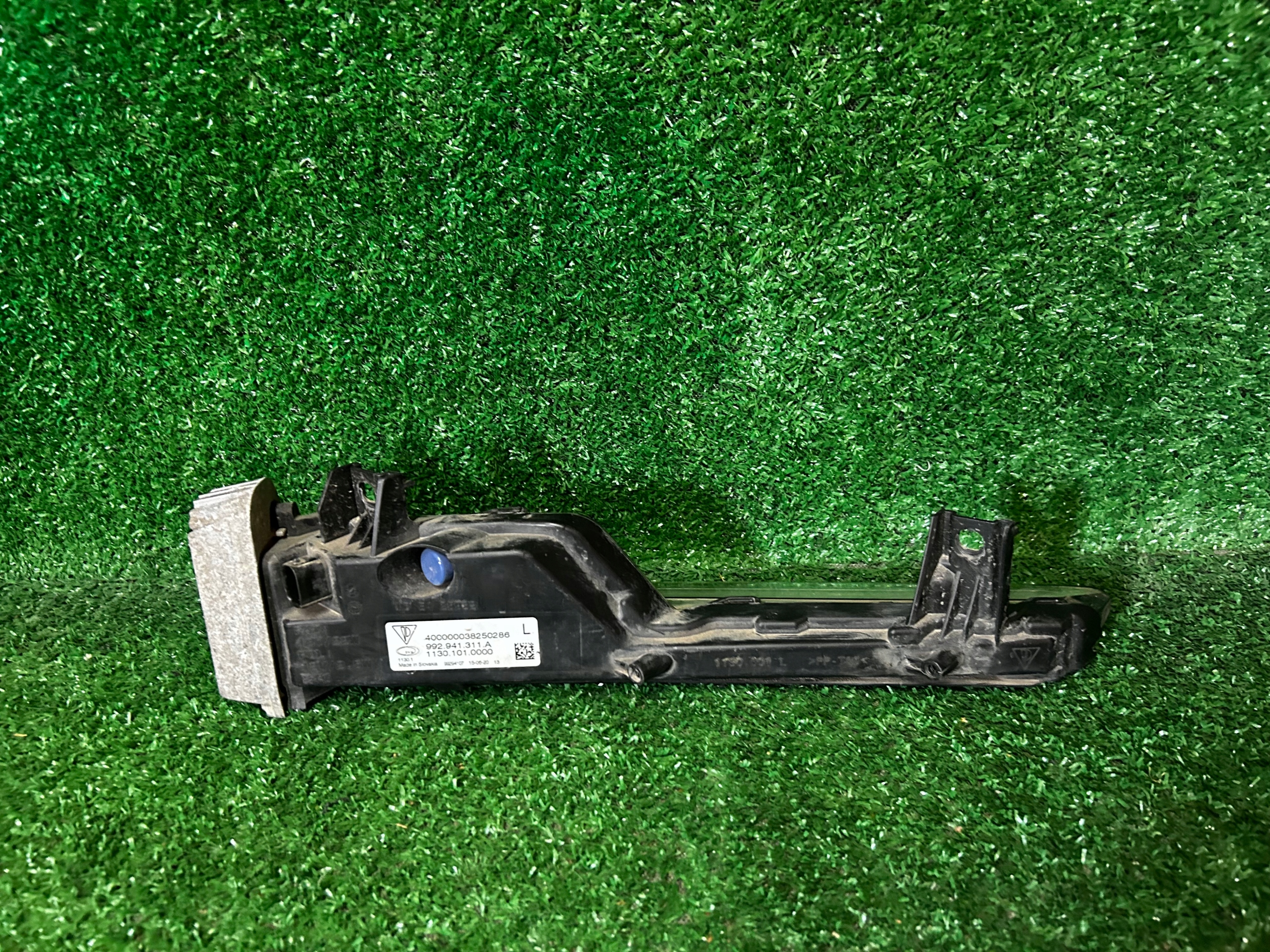 DRL left PORSCHE CARRERA 911 922 NR.525