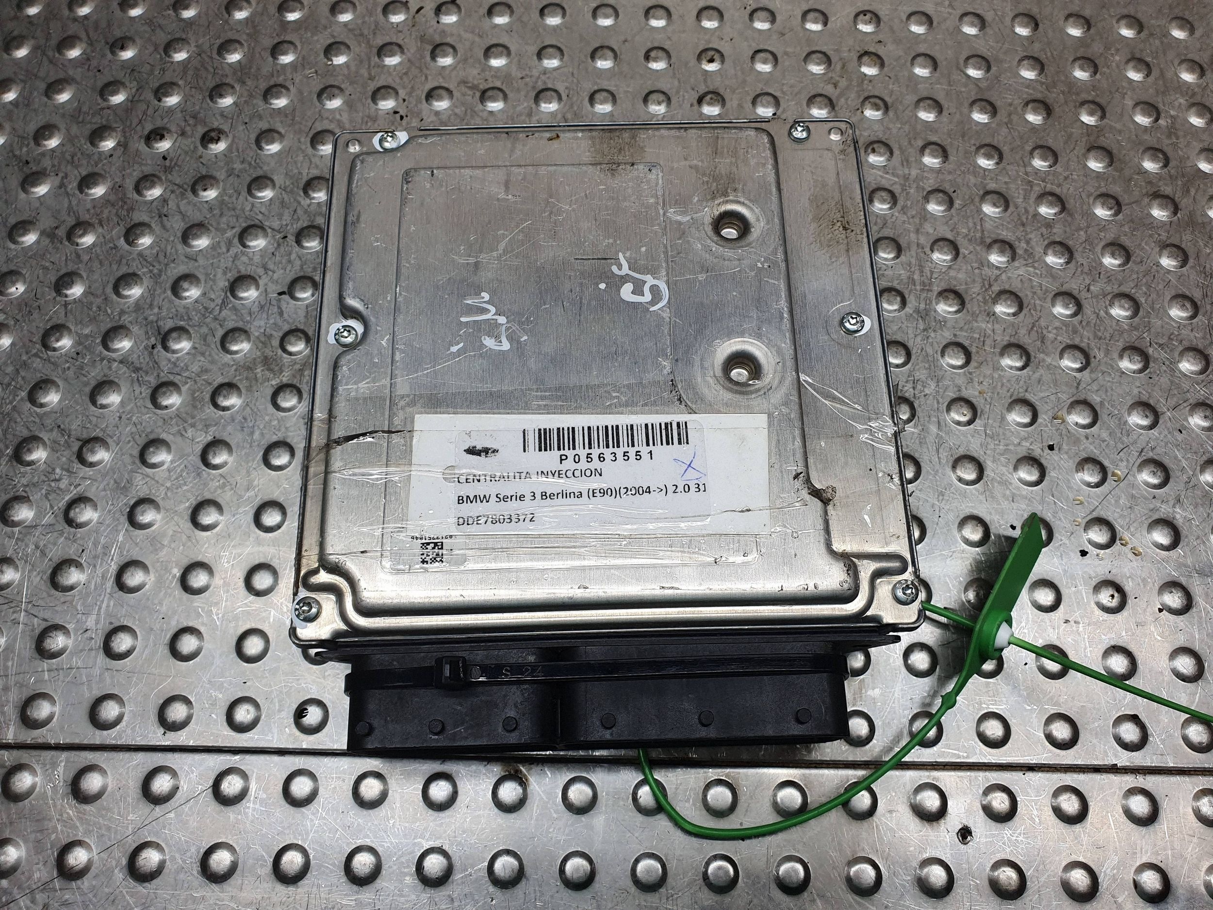 control unit computer of the engine 7803372 0281013502 BMW E90 E91 2.0 D