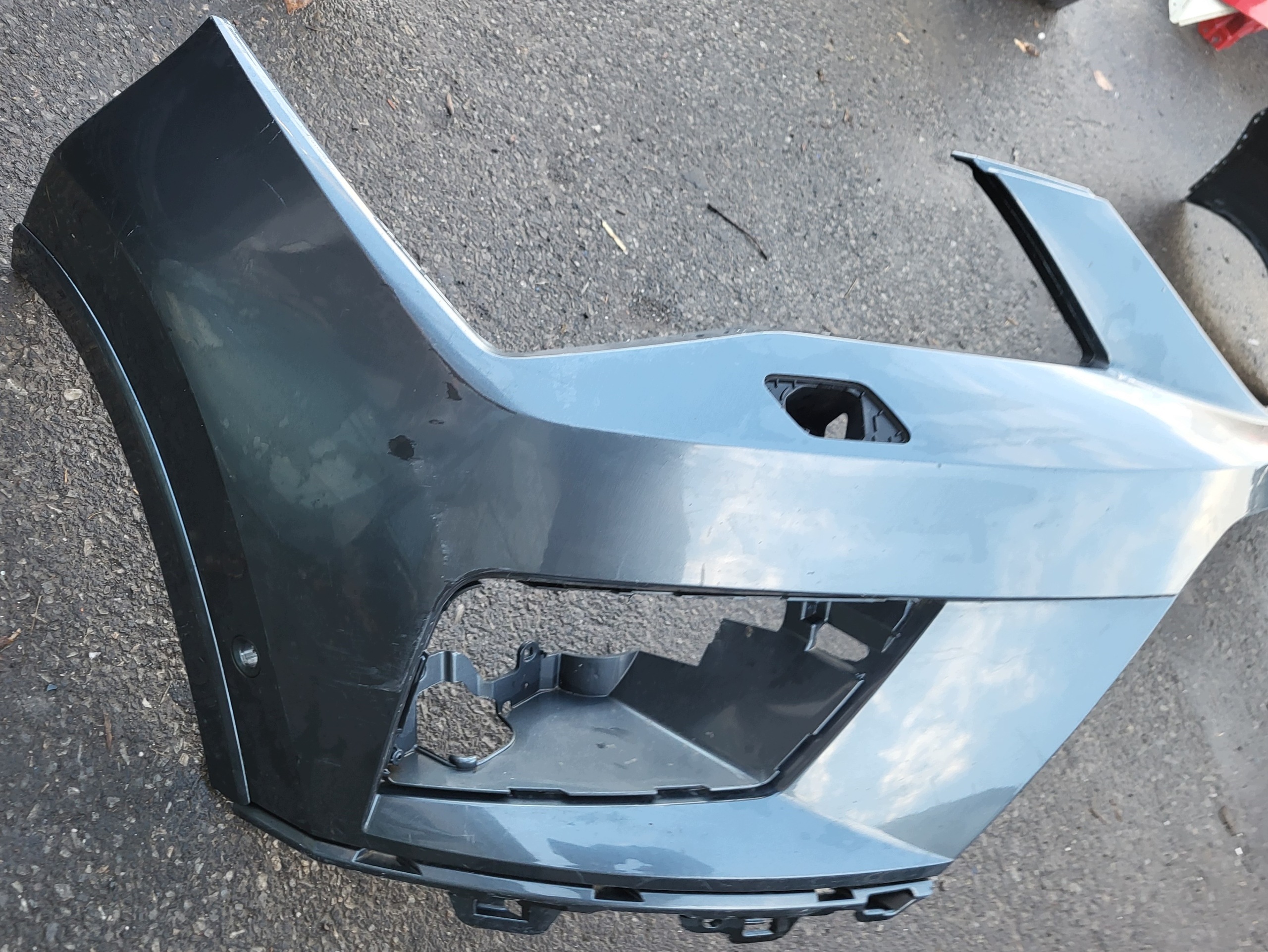 bumper front front SEAT ATECA RHODIUM GREY METALIZOWANY grey 575807221