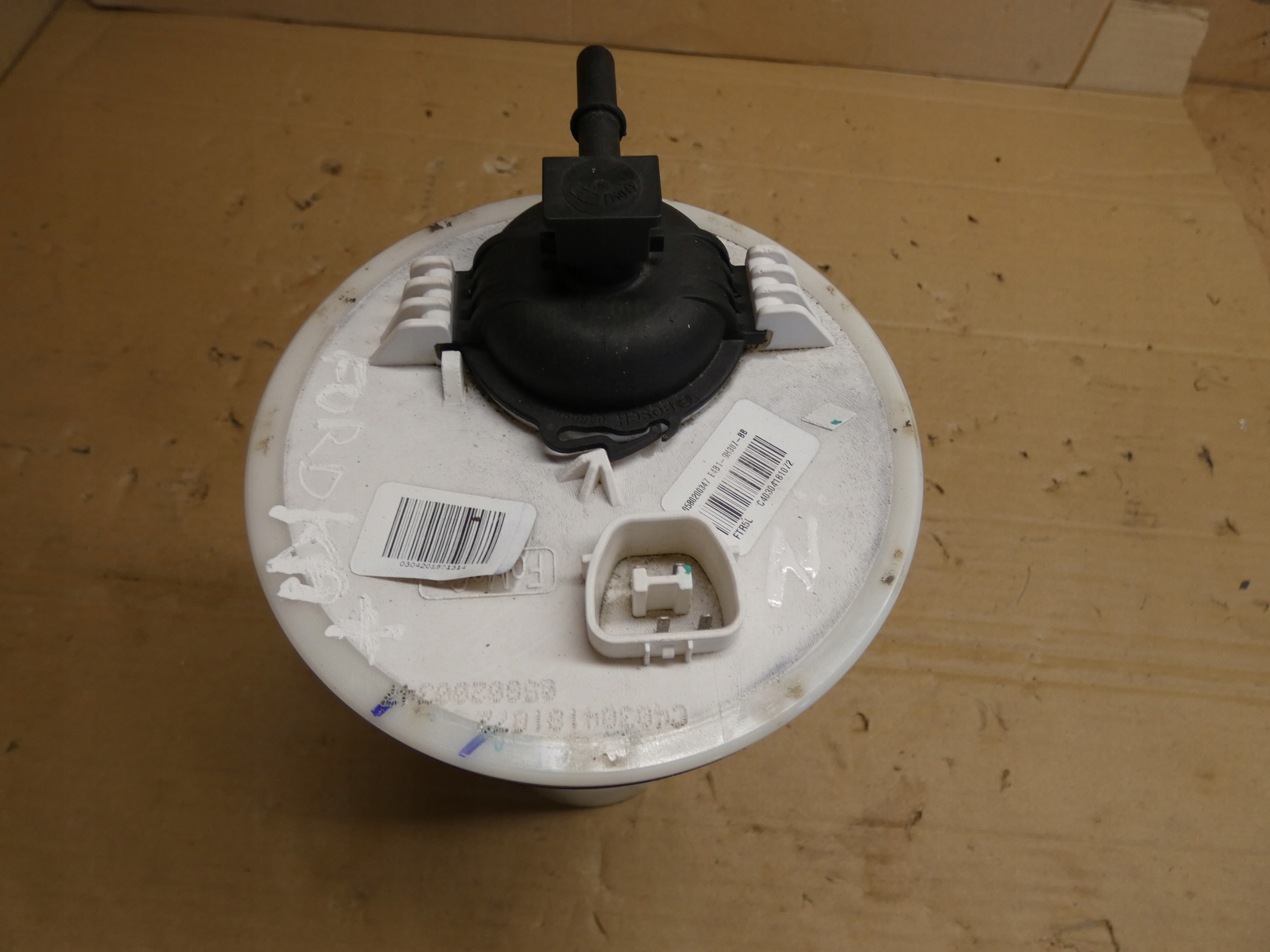 0580200347 feed pump w zbiorniku FORD KA+