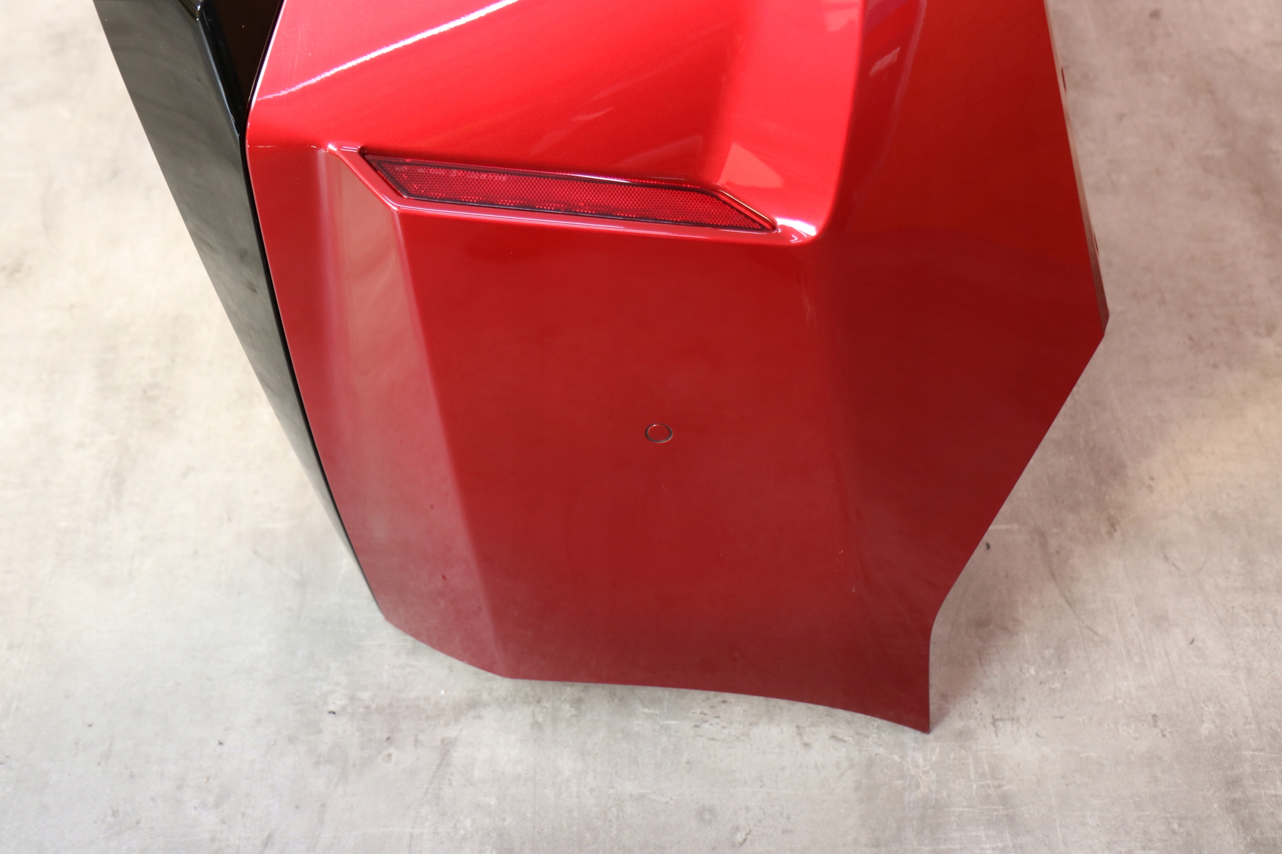 BMW M5 G90 complete bumper rear part rear colour C68 DRAGON FIRE RED