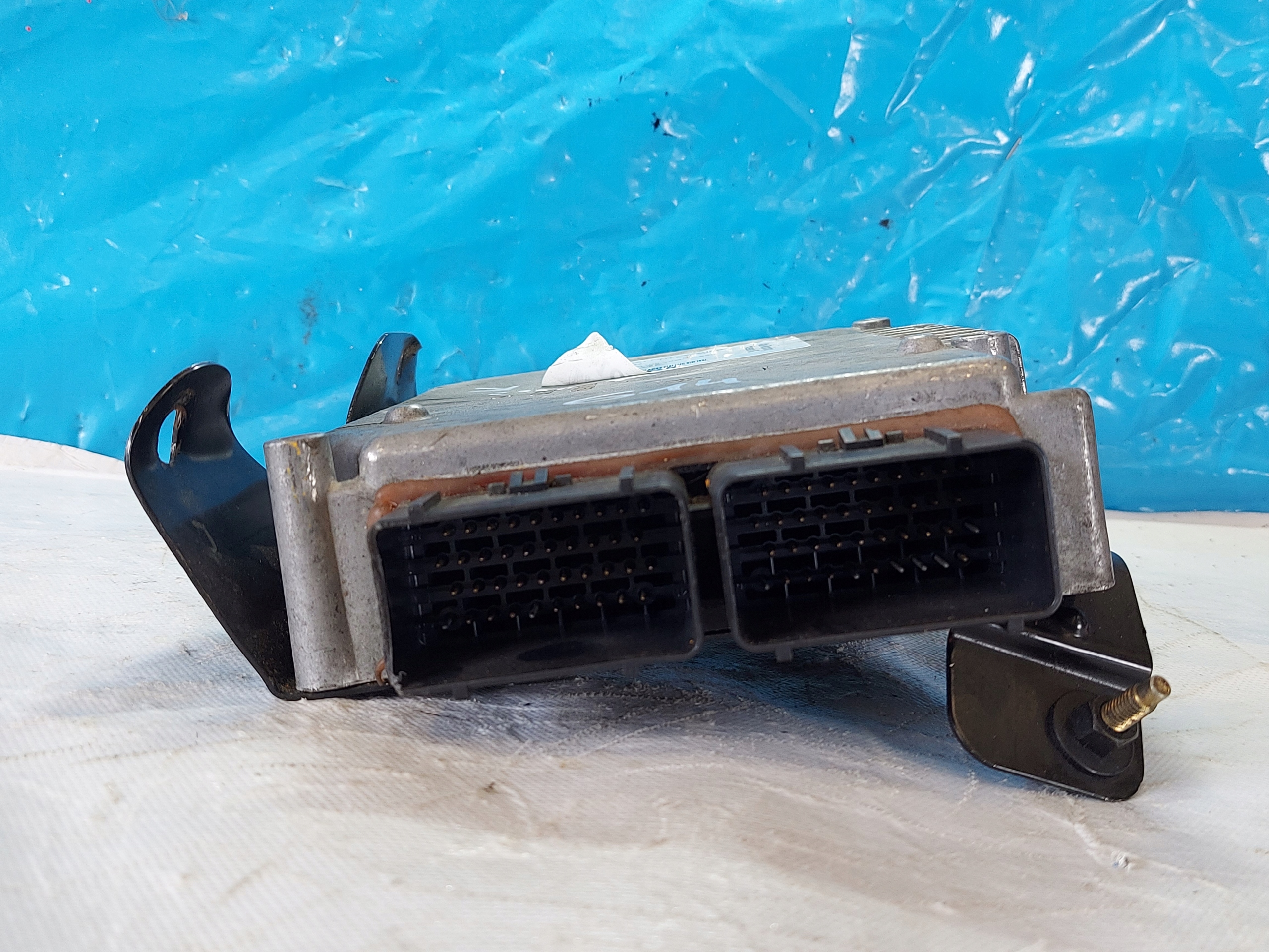 control unit of the engine CHRYSLER NEON 1.8 B P05269958AE