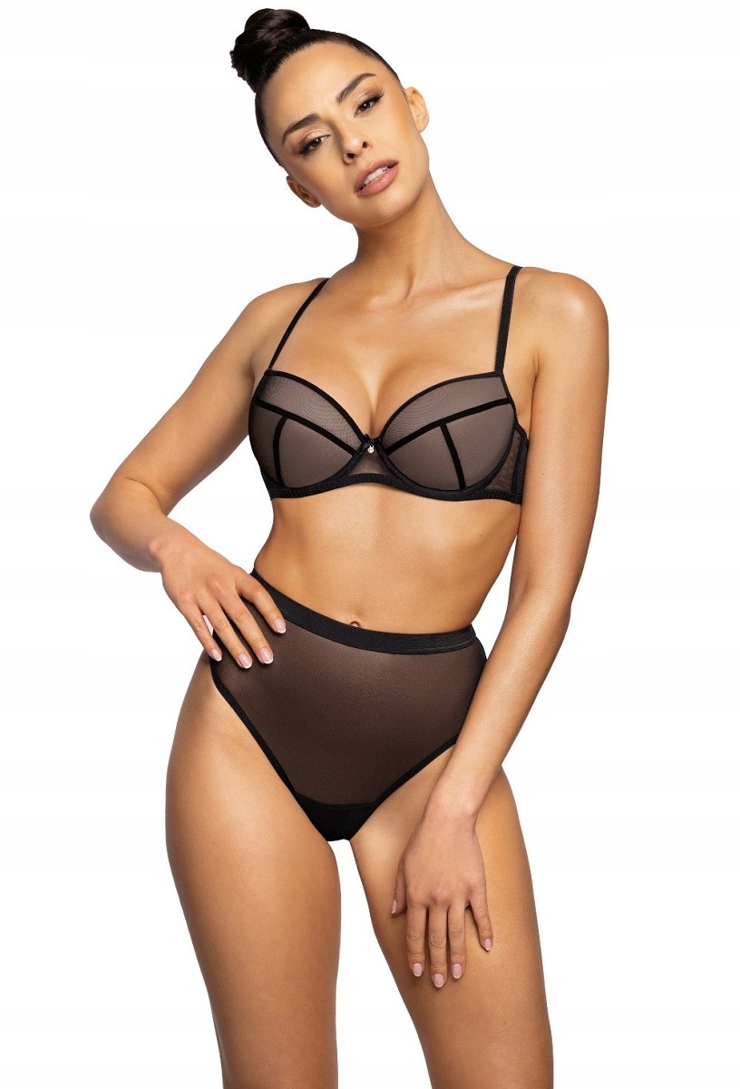 Prsa. Aggie 70E Černá