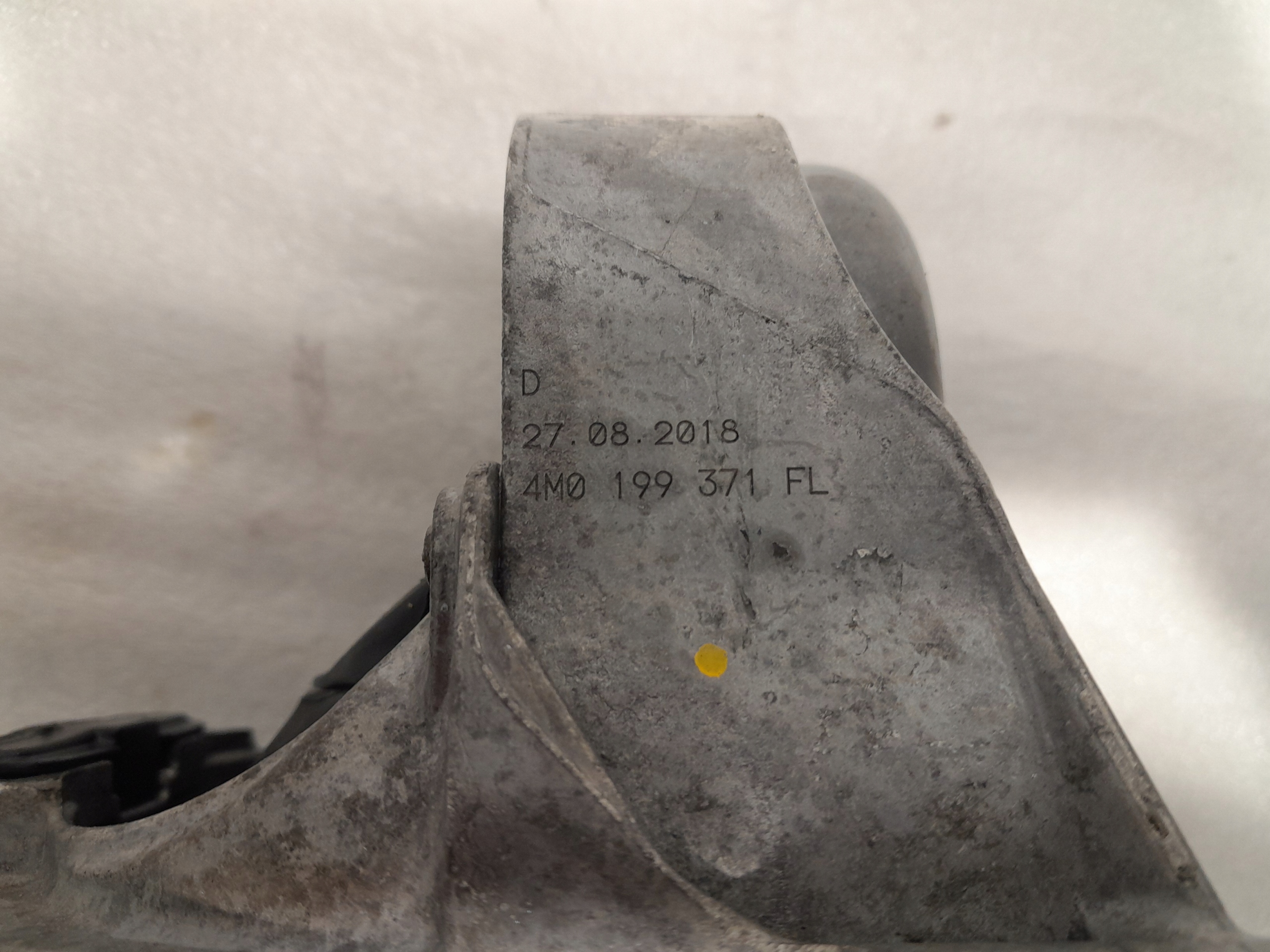 AUDI Q5 II 80A engine mount left 4M0199371FL