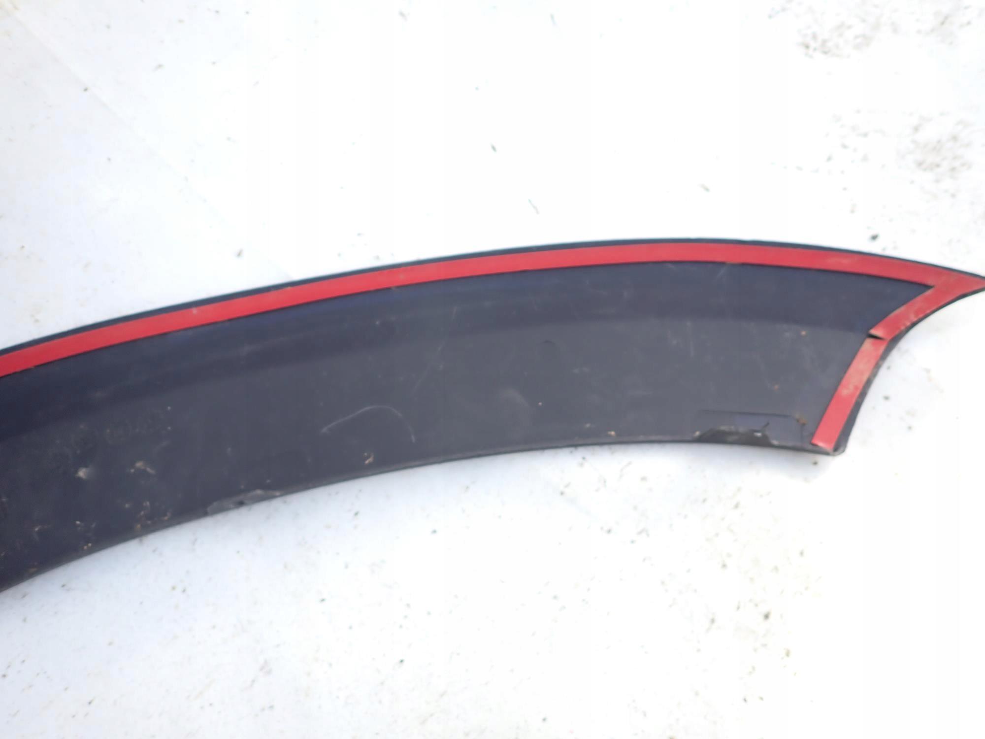 DACIA DUSTER and 1 10-18 moulding cap left front