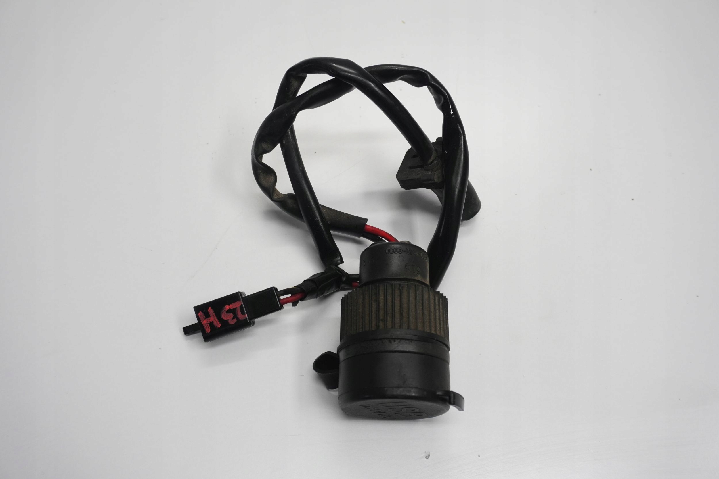 KAWASAKI ER-6F 650 12-17 GNIAZDO USB