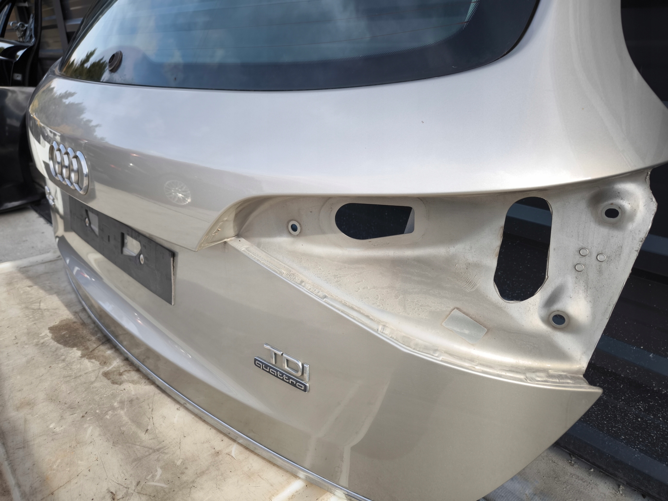 boot doors rear part AUDI Q5 8R LIFT S LINE LX1R 2008-2016 original !!!