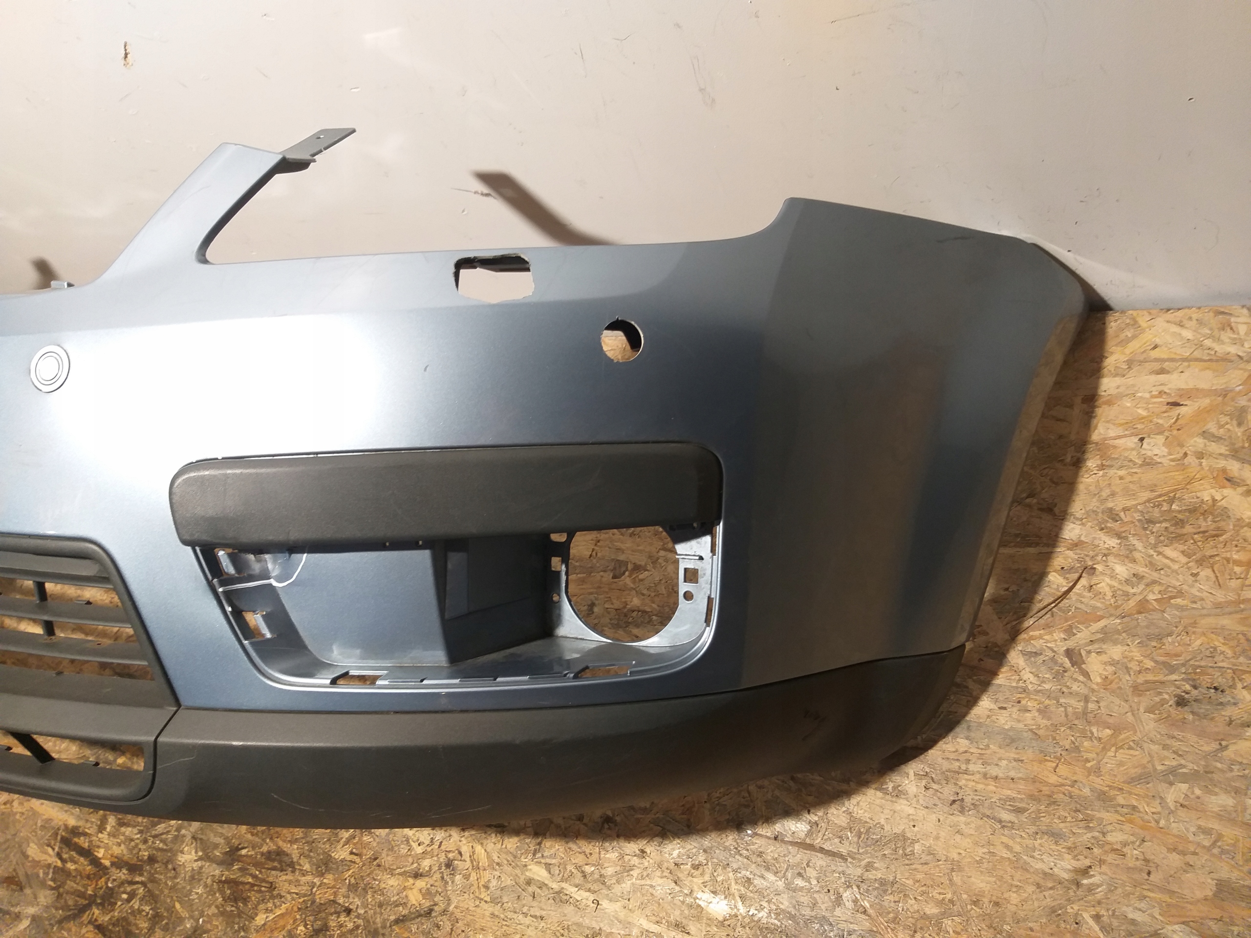 bumper front Ford C-Max MK1 3M51R17757A