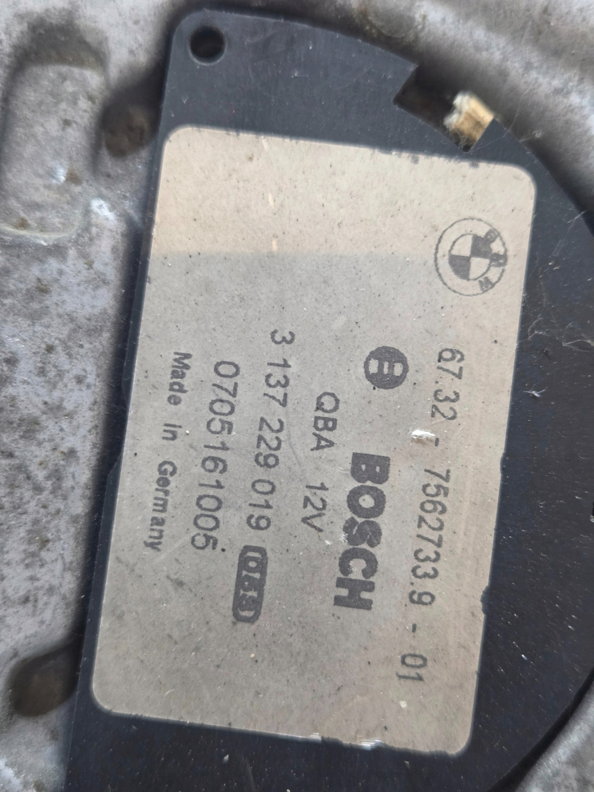 ventilátor chladiče BMW E60 N53B30A 7562733