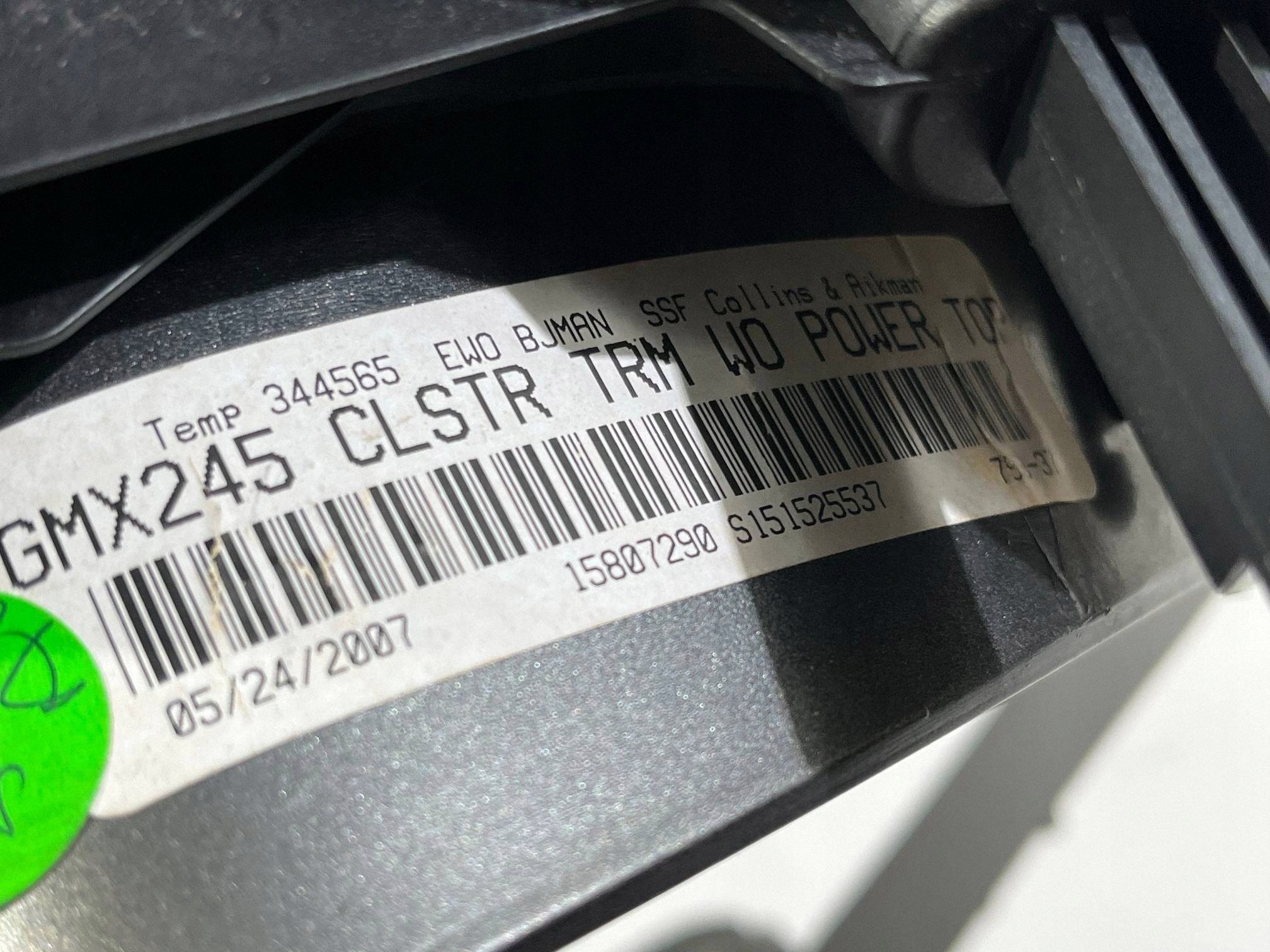châssis dekor compte tours du tableau de bord bouton start Chevrolet Corvette C6 2005