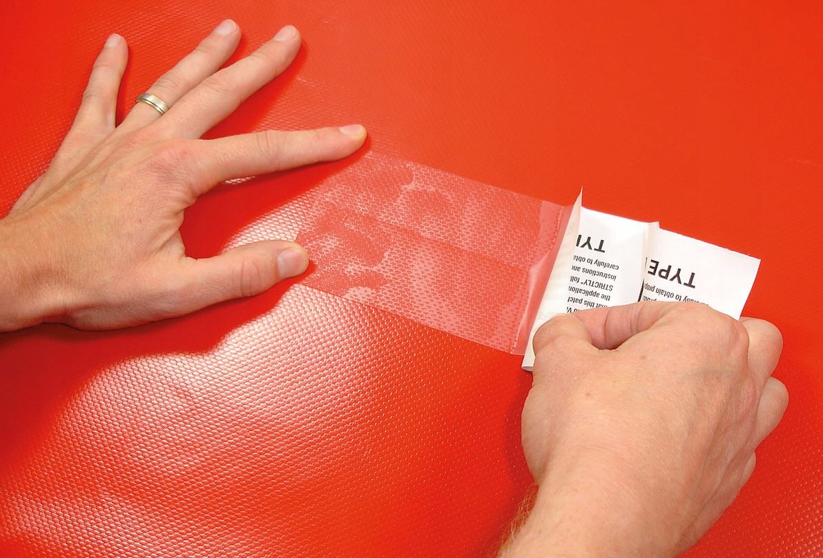 FOLIA ŁATA NAPRAWCZA TEAR-AID TYP B DO BASENÓW PVC Rodzaj akcesorium naprawcze