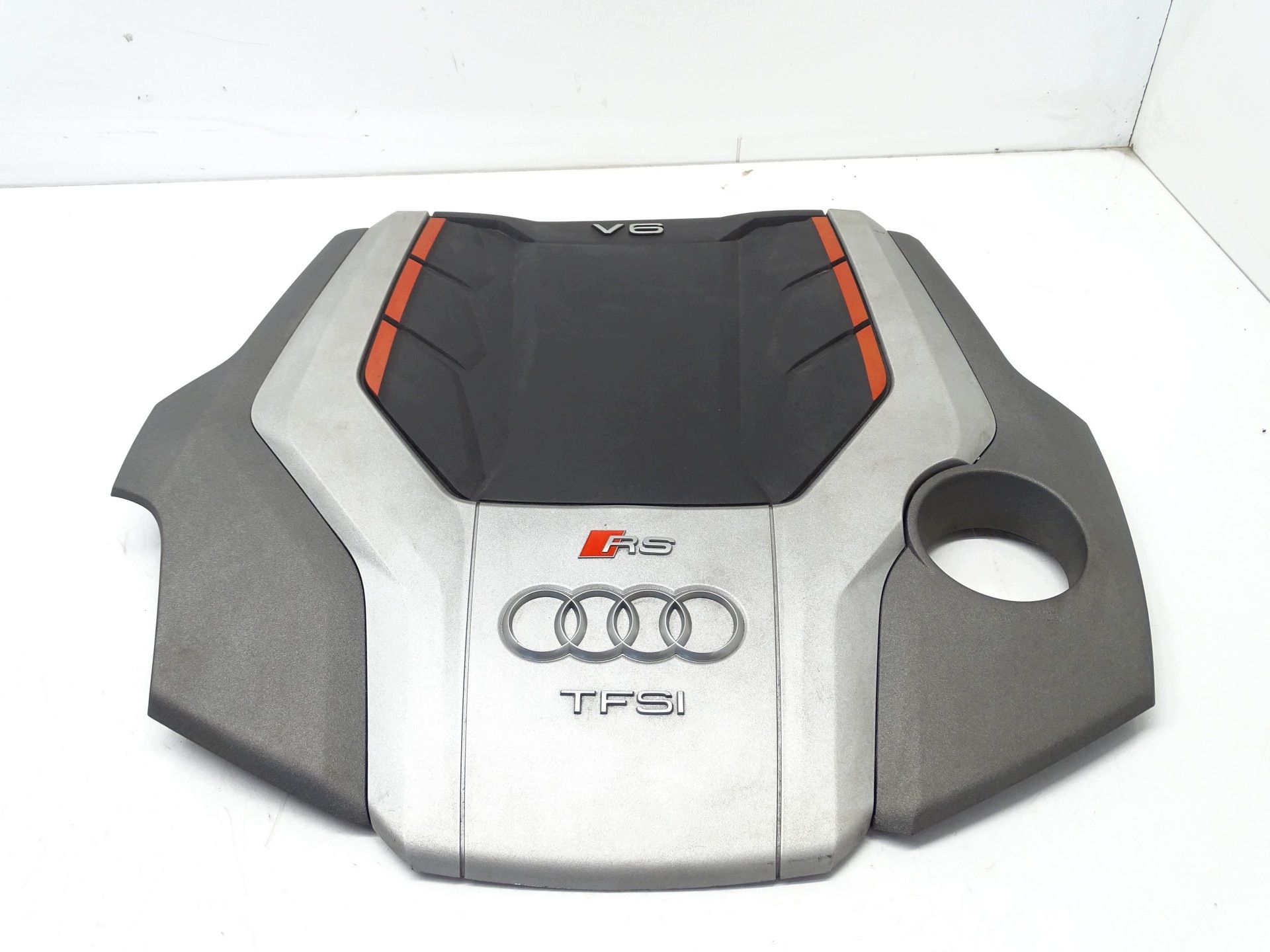 Abdeckung Blende Abdeckung DES MOTORS AUDI RS4 RS5 B9 06M103925H