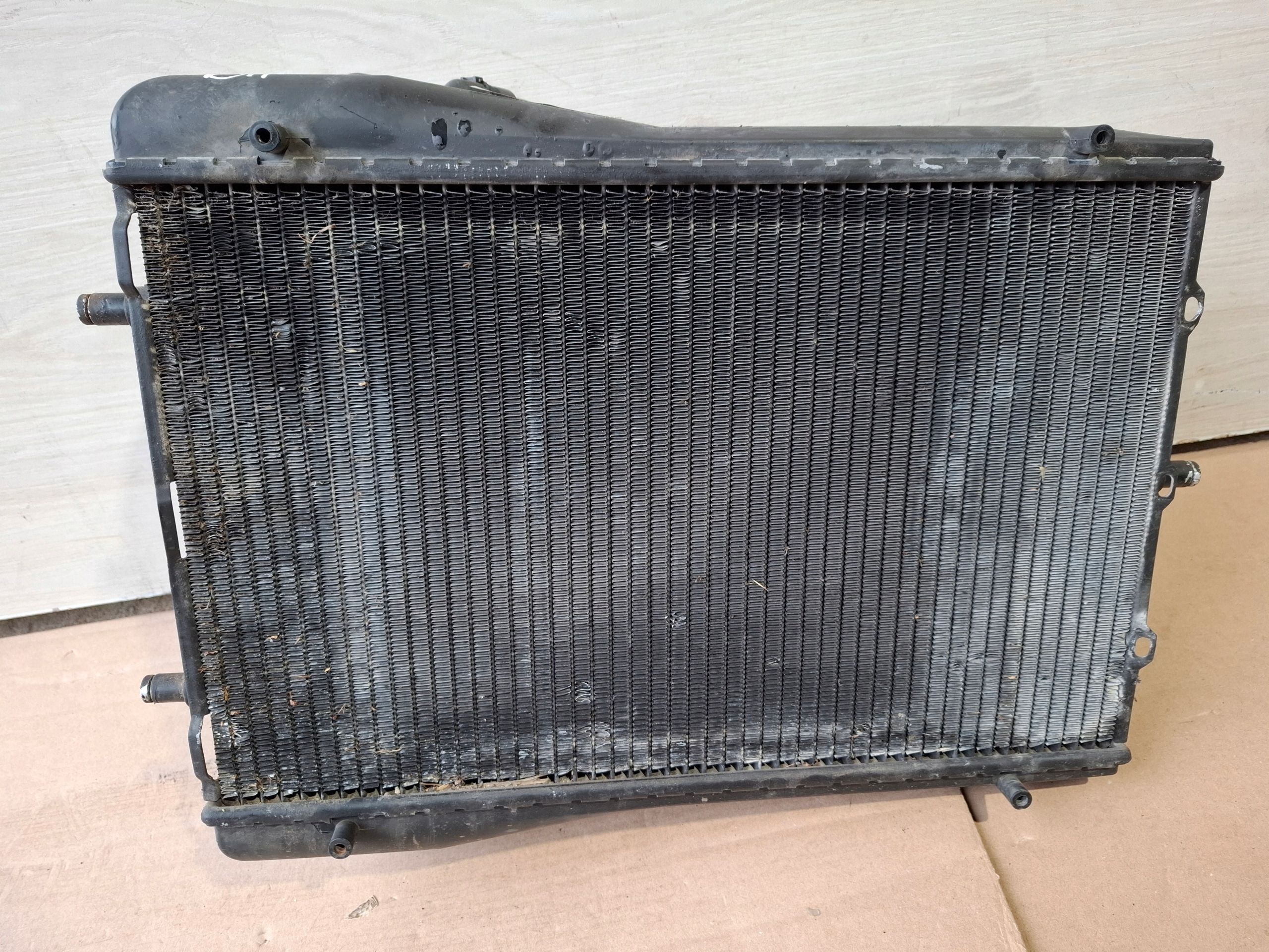 ventilátor chladič vody pravá PORSCHE 911 996 04r
