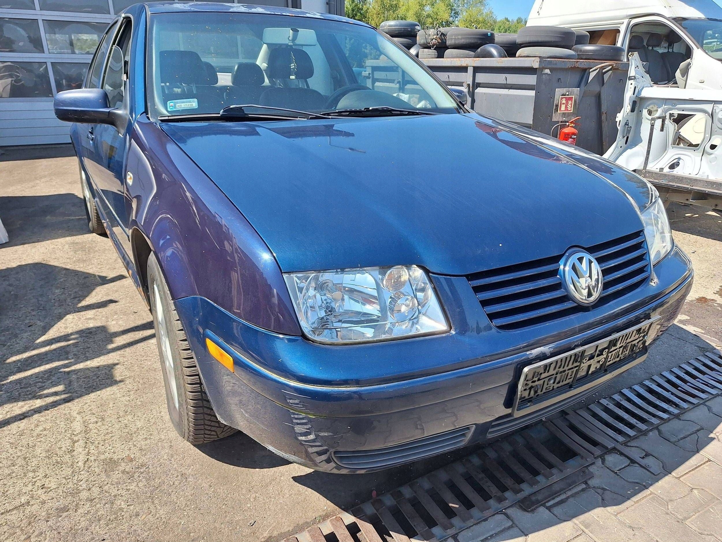 VW JETTA IV 2.0 B AZG NEW BEETLE BORA GOLF IV semi-axis left front AUTOMAT