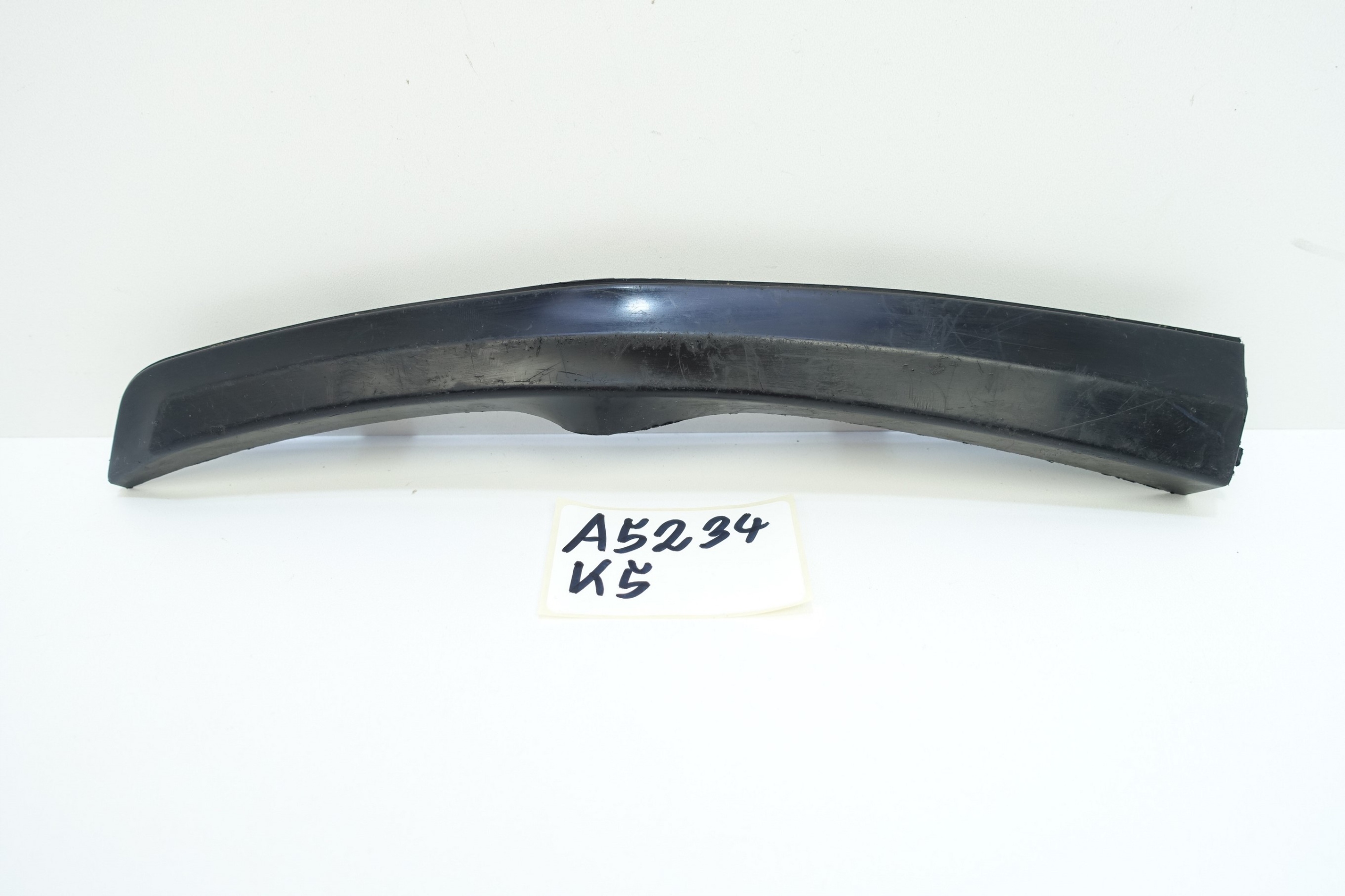 98150552880 - ПЕРЕДНІЙ ПРАВИЙ БАМПЕР PORSCHE 981 CAYMAN GT4