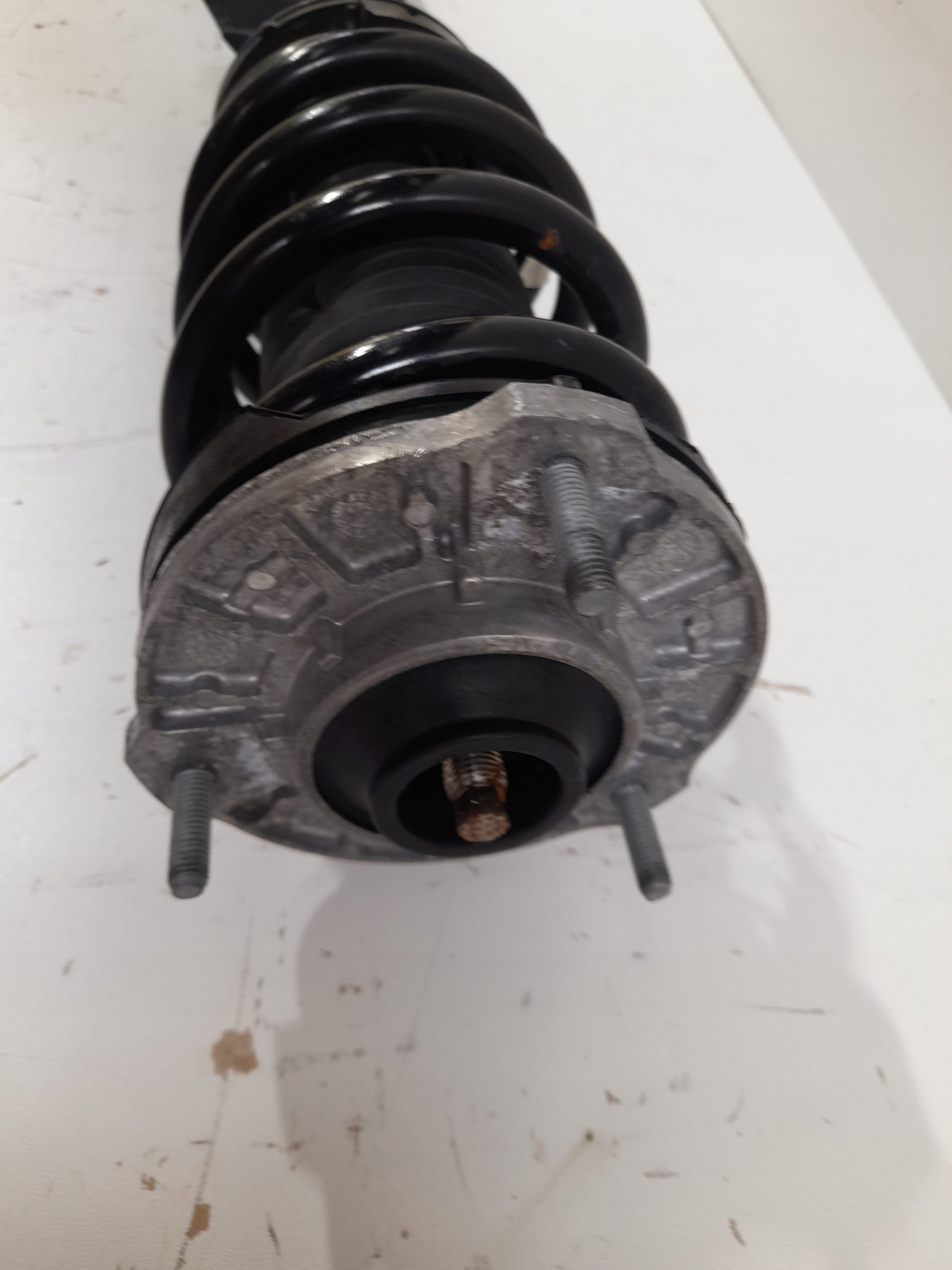 ALFA ROMEO STELVIO shock absorber front left 50551258 (F68)