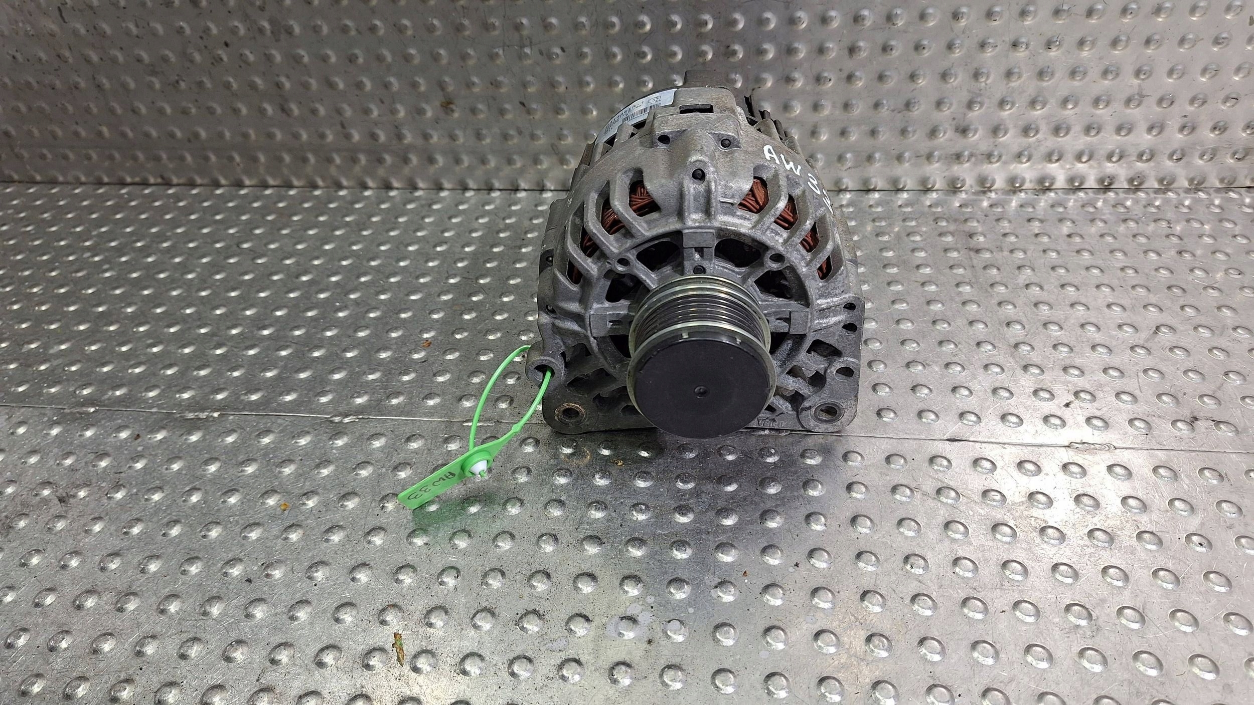 alternatore 90A 038903023L NEW BEETLE e GOLF IV OCTAVIA e A3 8L LEON 1.9 TDI