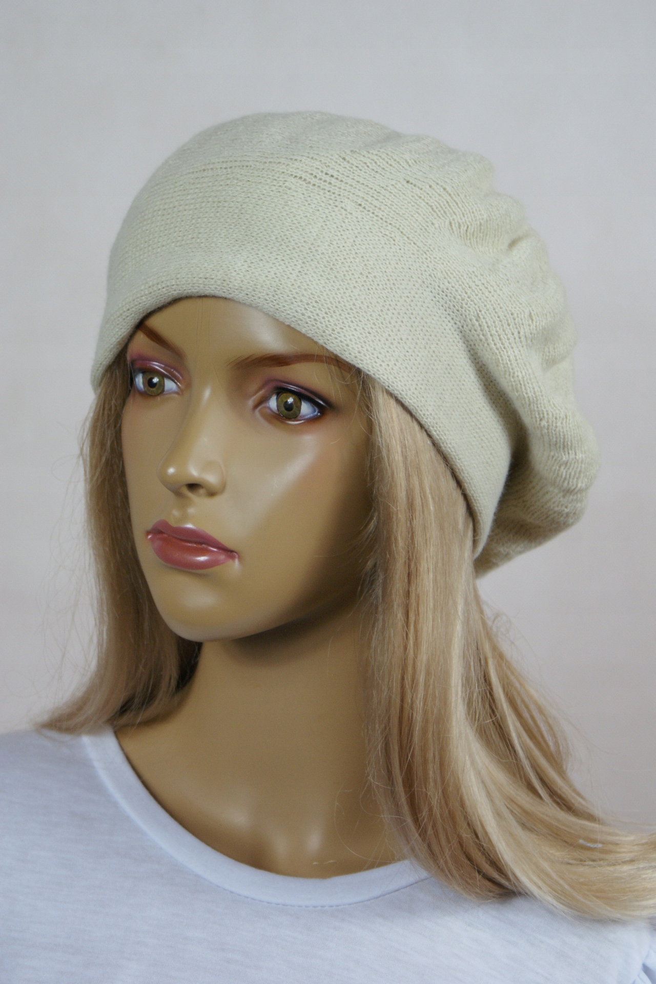 DAMSKA CZAPKA _ BERET Kolor wielokolorowy