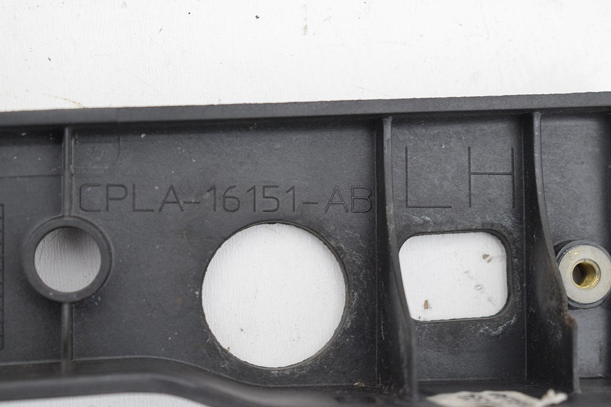 Supporto parafango sinistra RANGE ROVER SPORT L494 CPLA-16151-AB