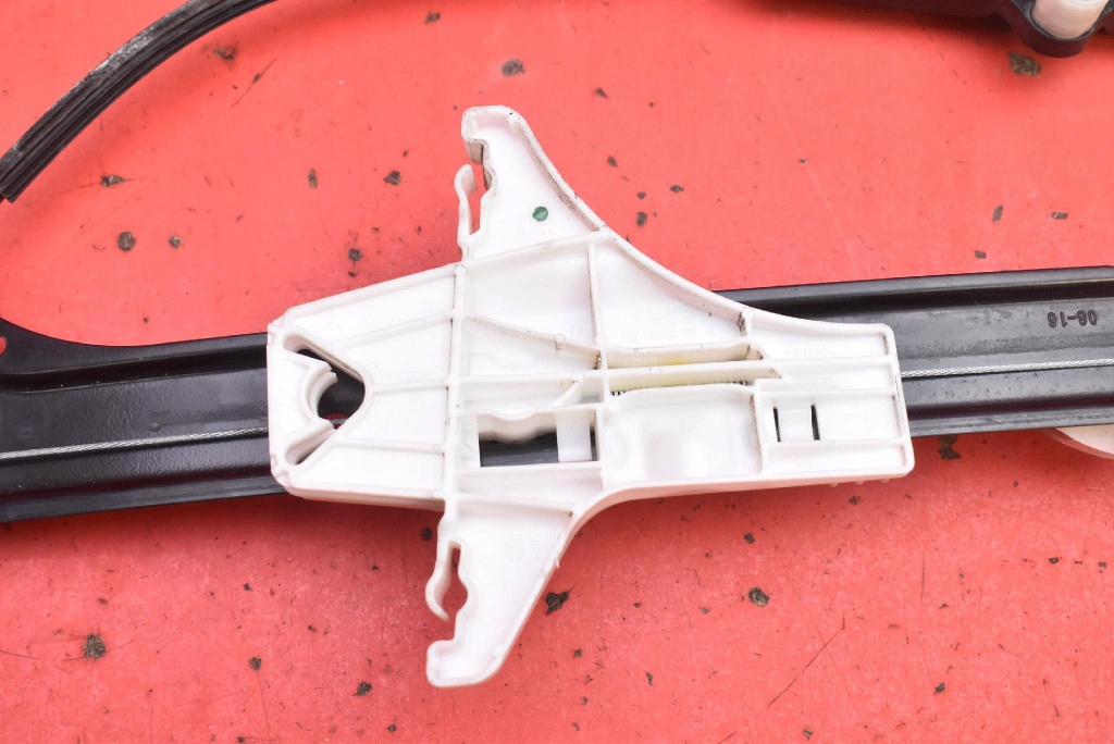 window regulator left rear part EU 3G9839461A VW PASSAT B8 KOMBI 14-20