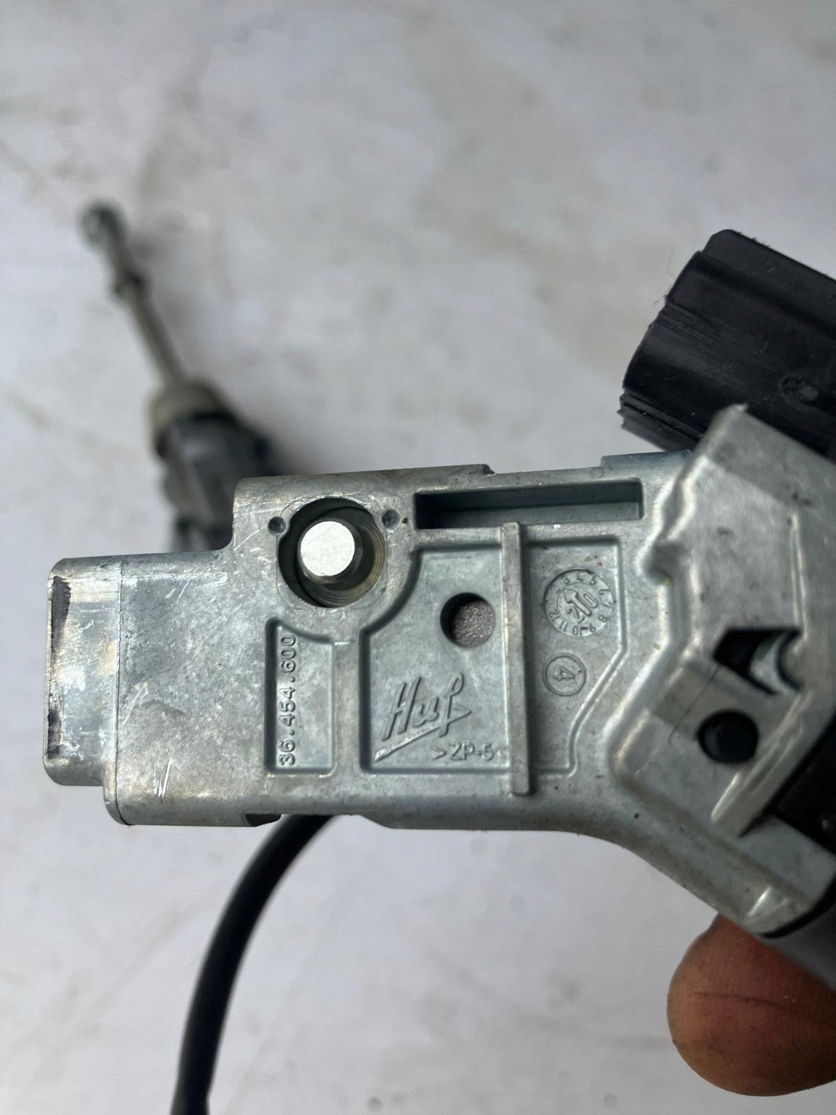 Allumage Insert Clé PILOT OPEL CORSA F 9811802177