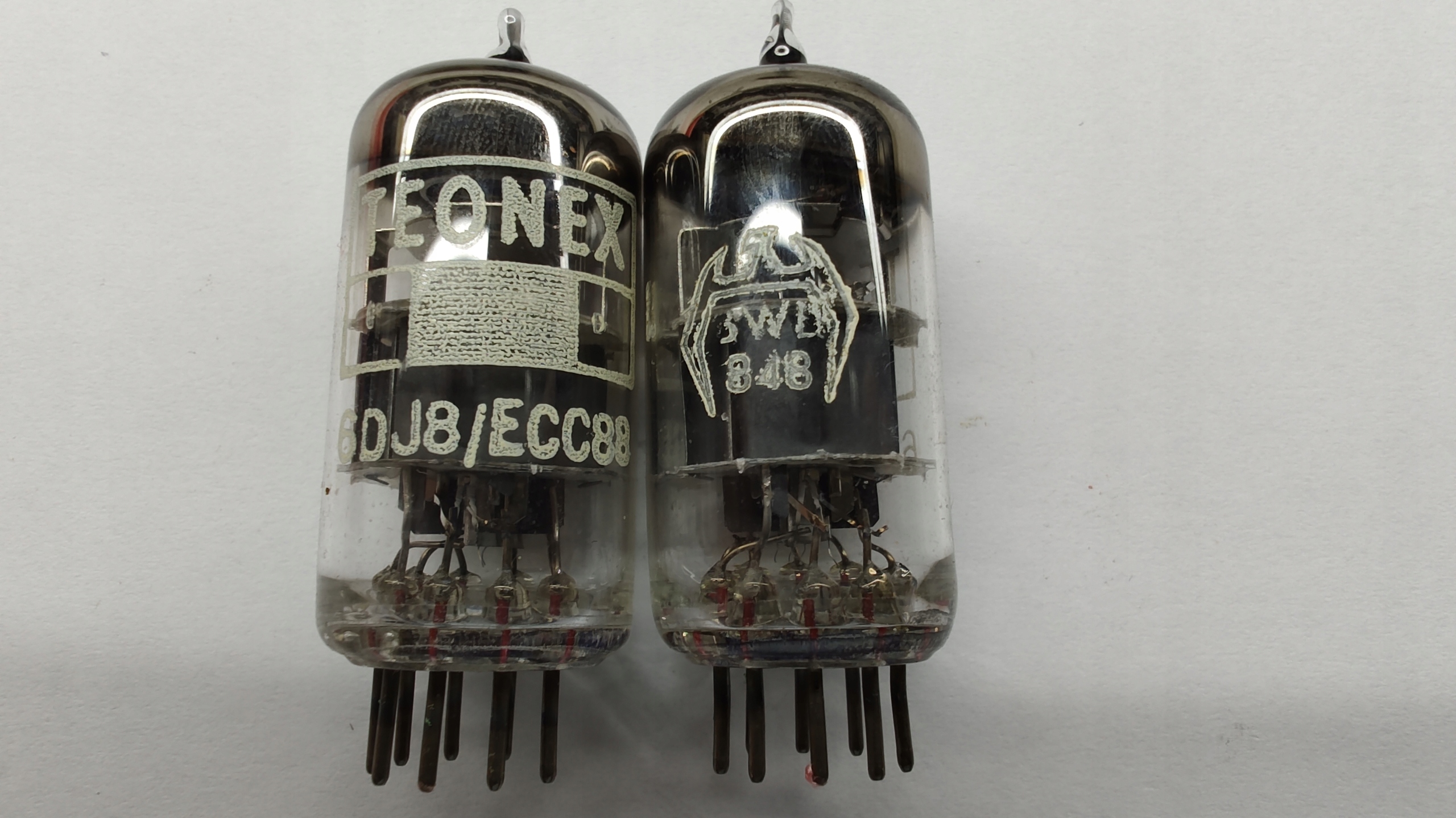 Лампа ECC88 6DJ8