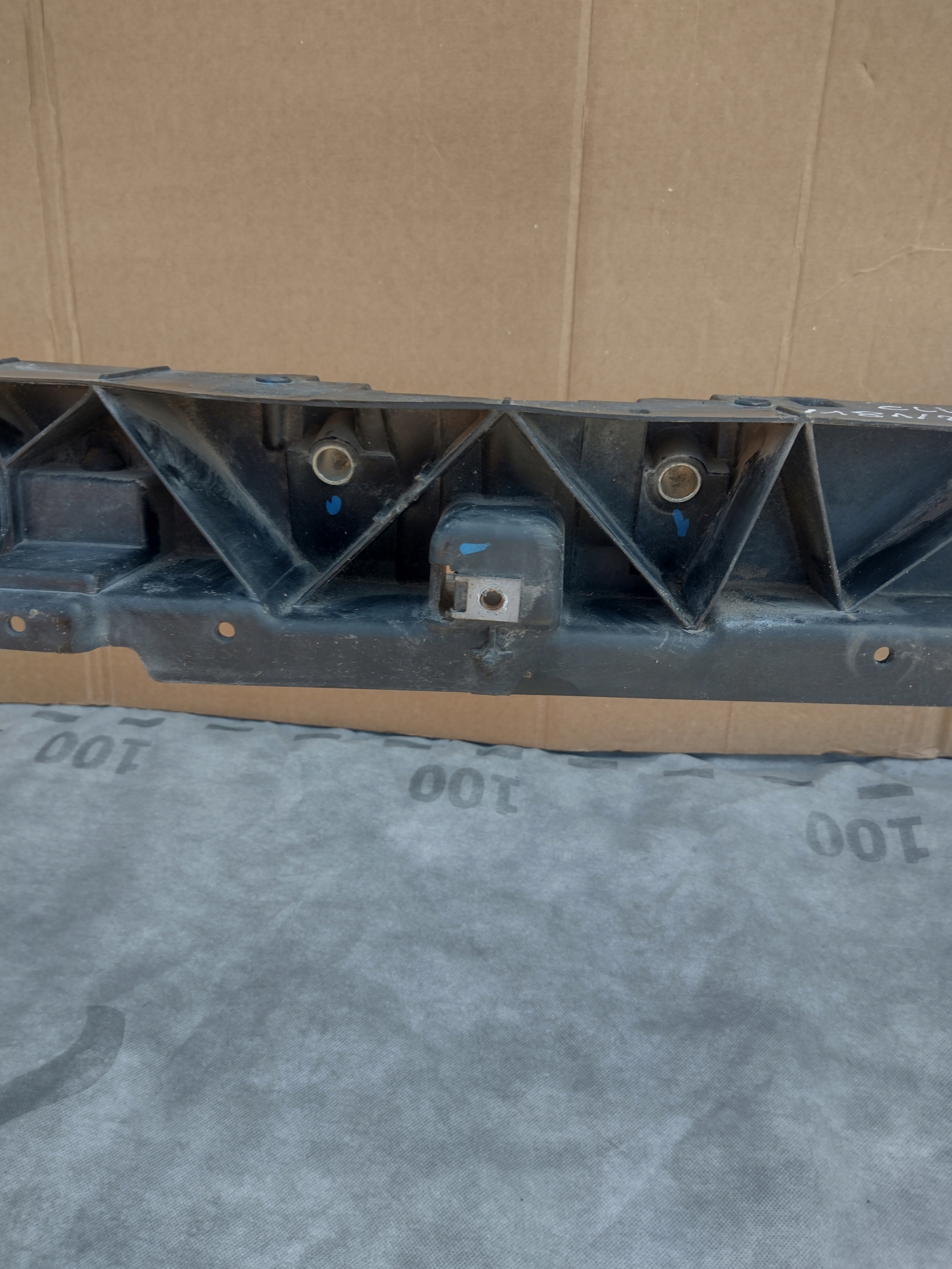 support panel for radiators, pillar Renault Clio III 3