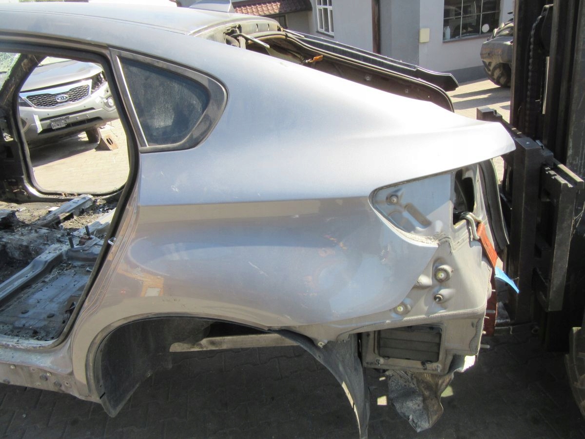BMW X6 E71 2009 ремень зад Крылья комплект