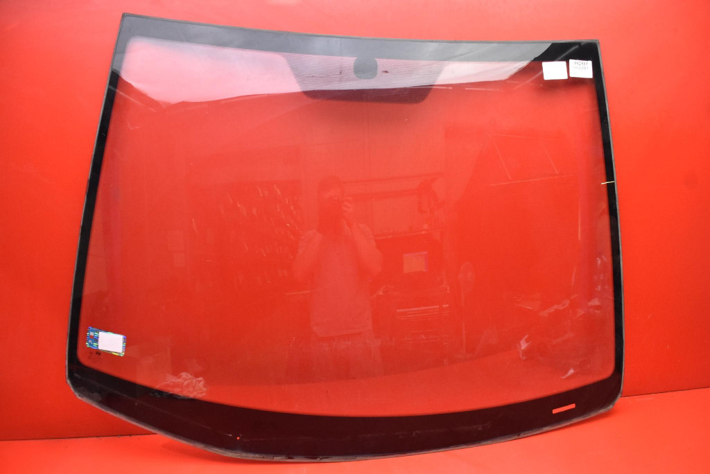 window front front iron HYUNDAI I20 1 and 12-14
