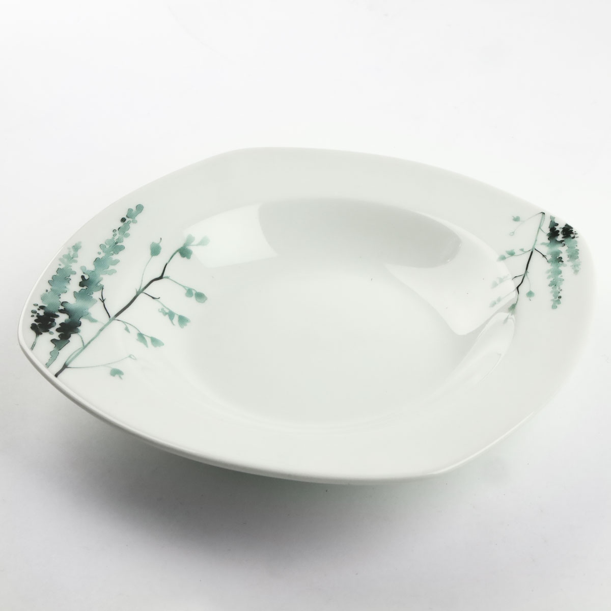 SERWIS OBIADOWY PORCELANOWY ZESTAW TALERZY BIAŁY NA 6 OSÓB WZÓR ZIMA