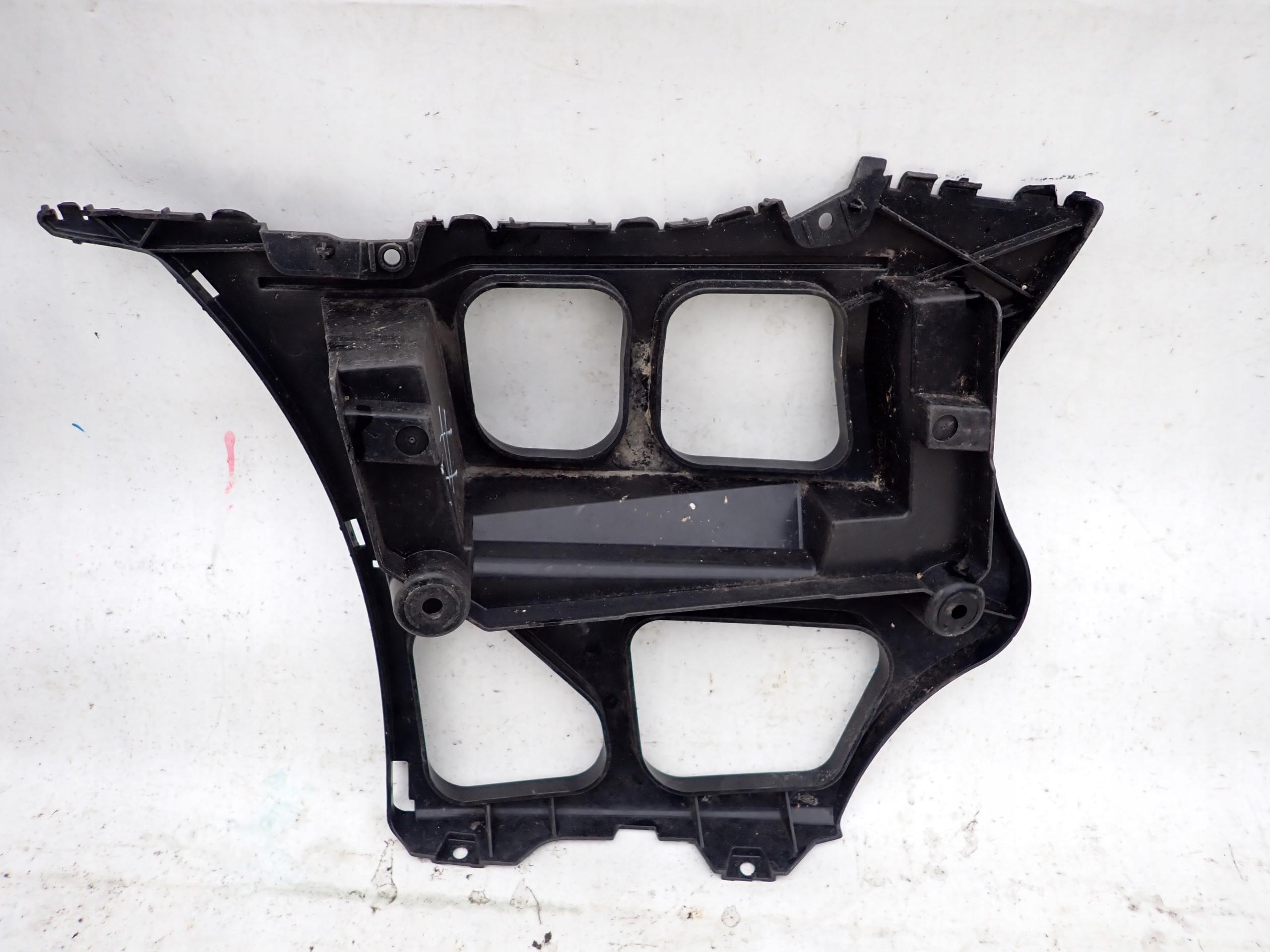 BMW 3 E91 04- support holder right rear part rear.