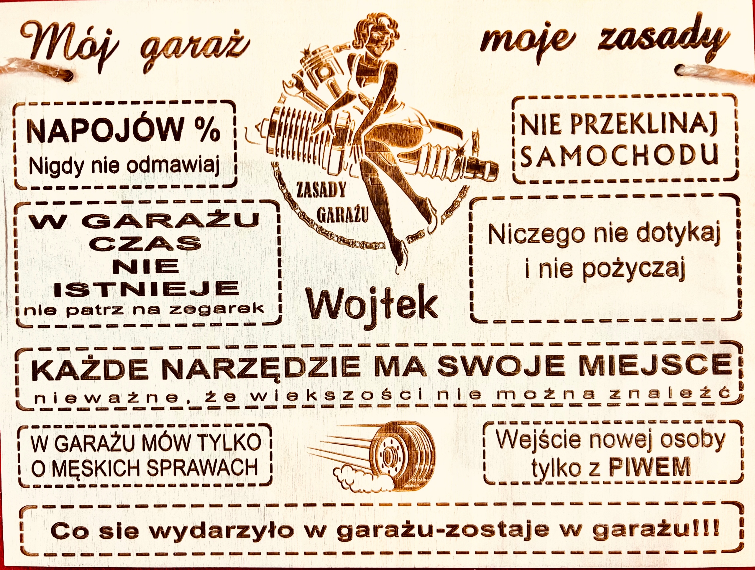 

Zasady Garażu Drewniana Tabliczka Grawerowane Imię