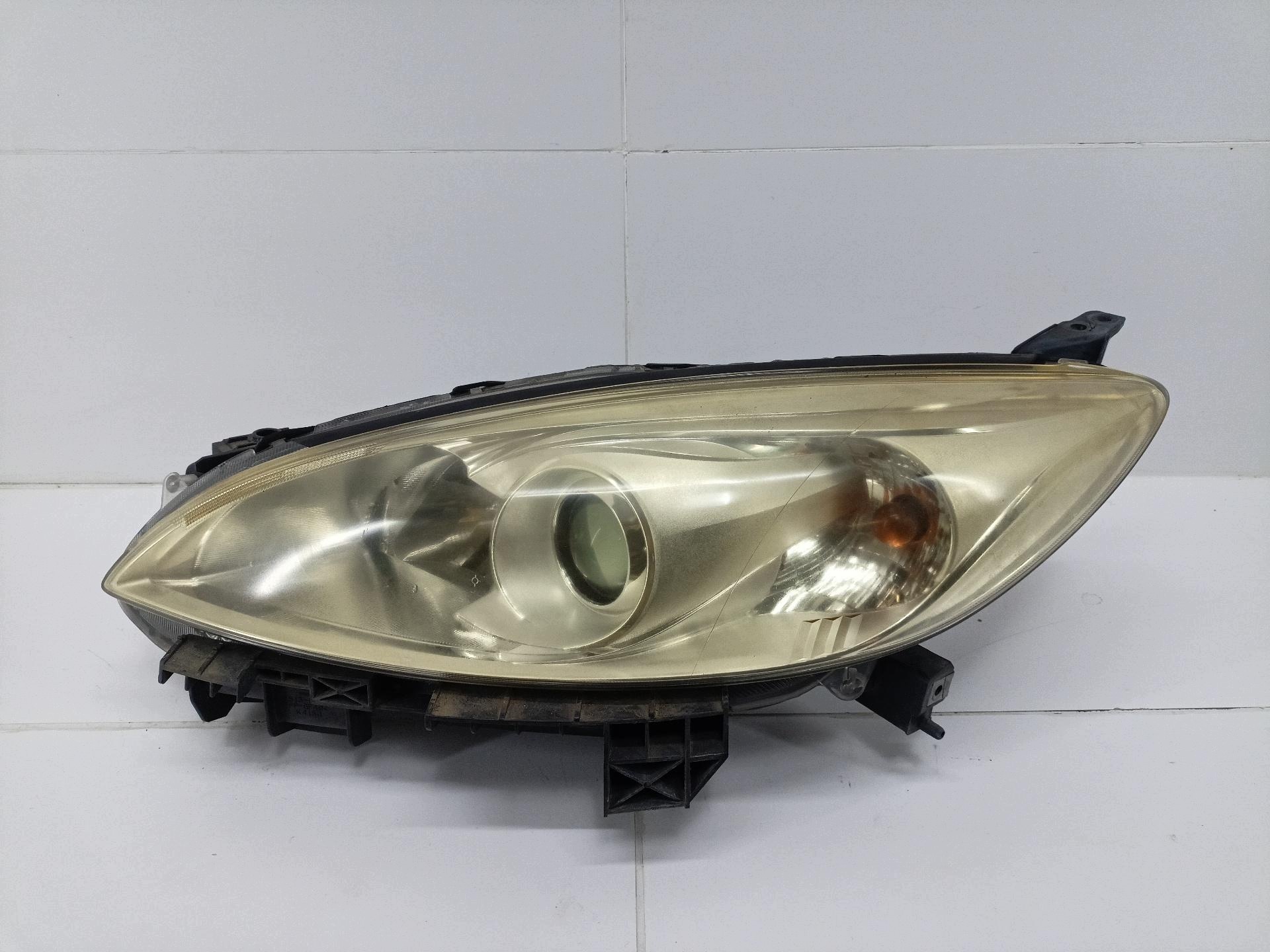 light front left side Mazda 5 2 CW 2012