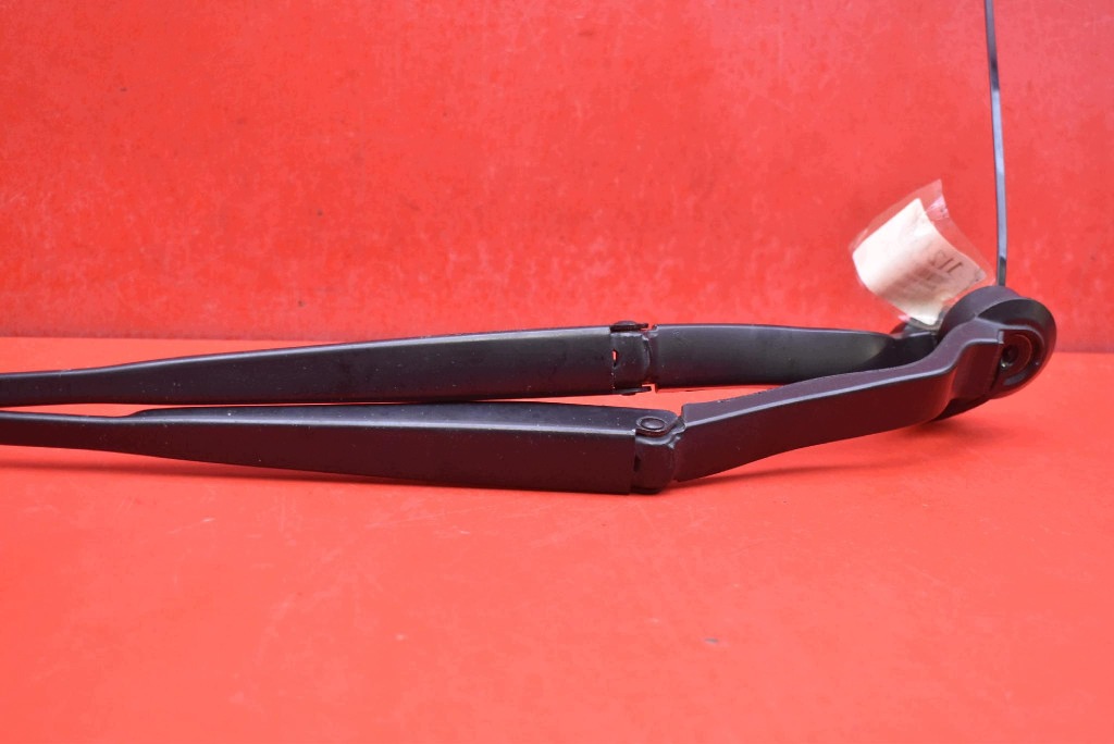 wiper arm front EU CJ54-17C495-AF FORD KUGA MK2 13-20