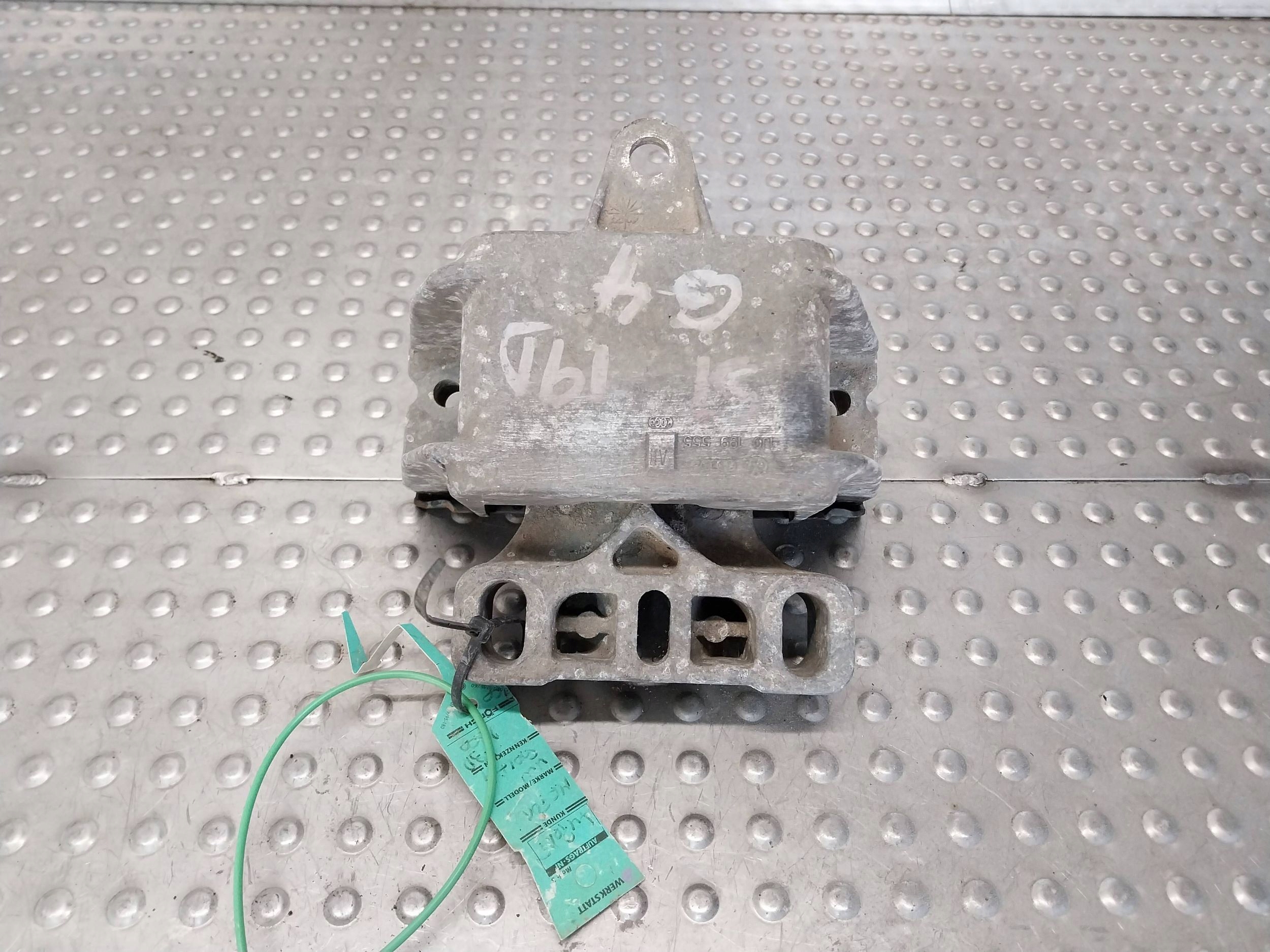 supporto Supporti motore usato 1J0199555AH A3 8L GOLF IV LEON e OCTAVIA e 1.9D