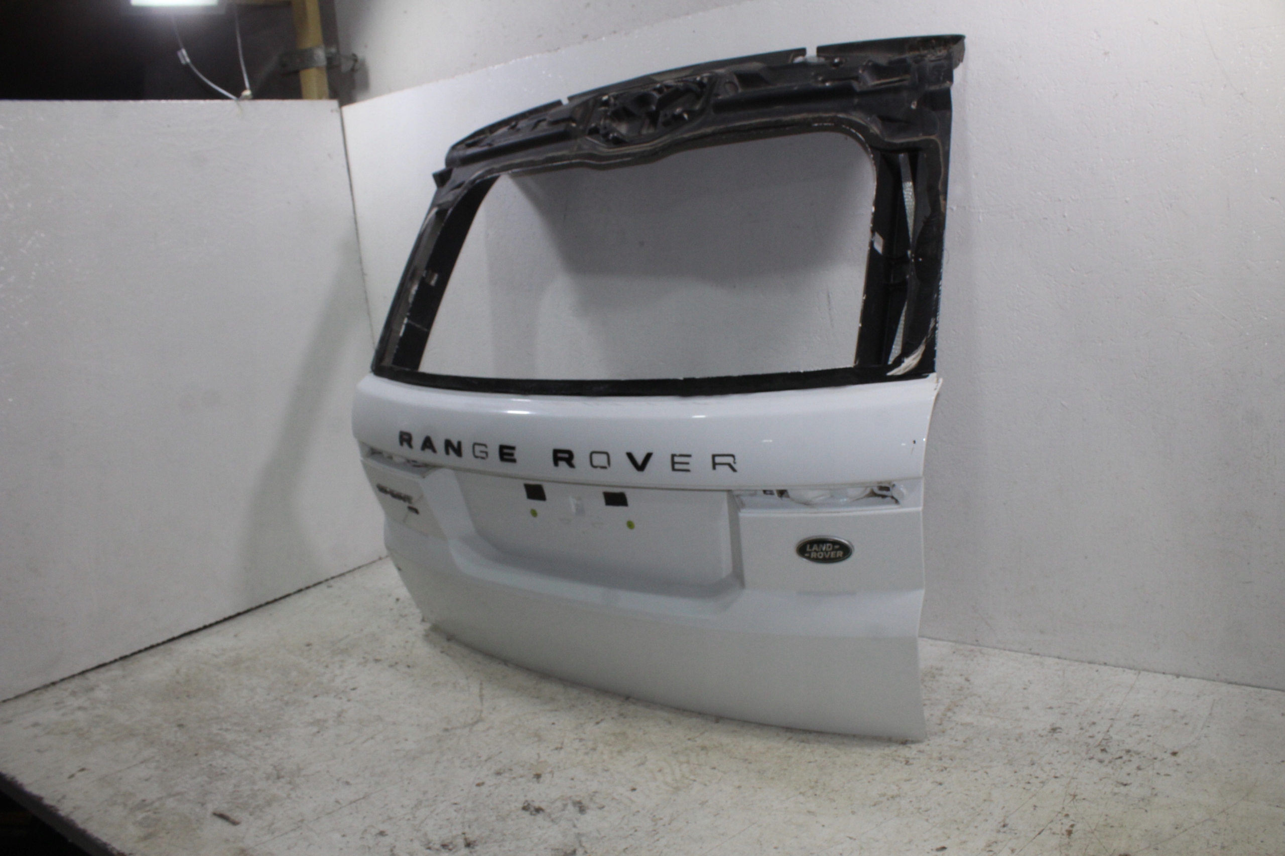 Range Rover Sport L494 trunk door boot rear part