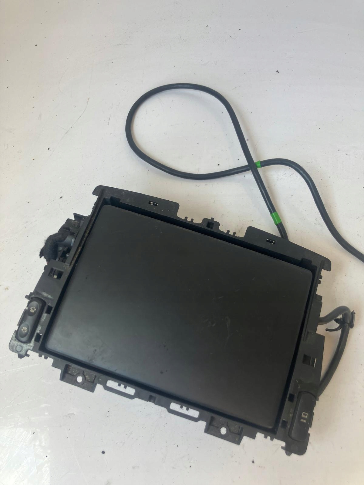 EKRAN display navigation devices PEUGEOT 3008 and LIFT