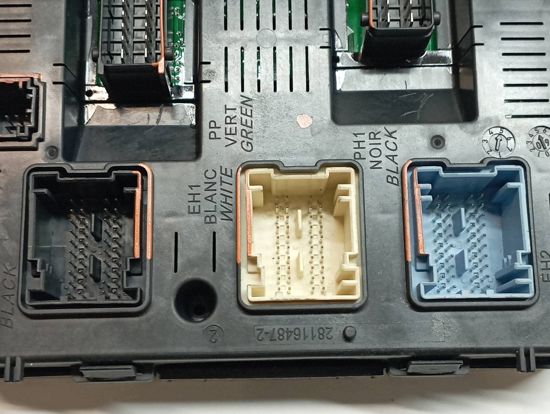 compartment BSI 966405878002 K01 Peugeot 308 and (2007-2014)
