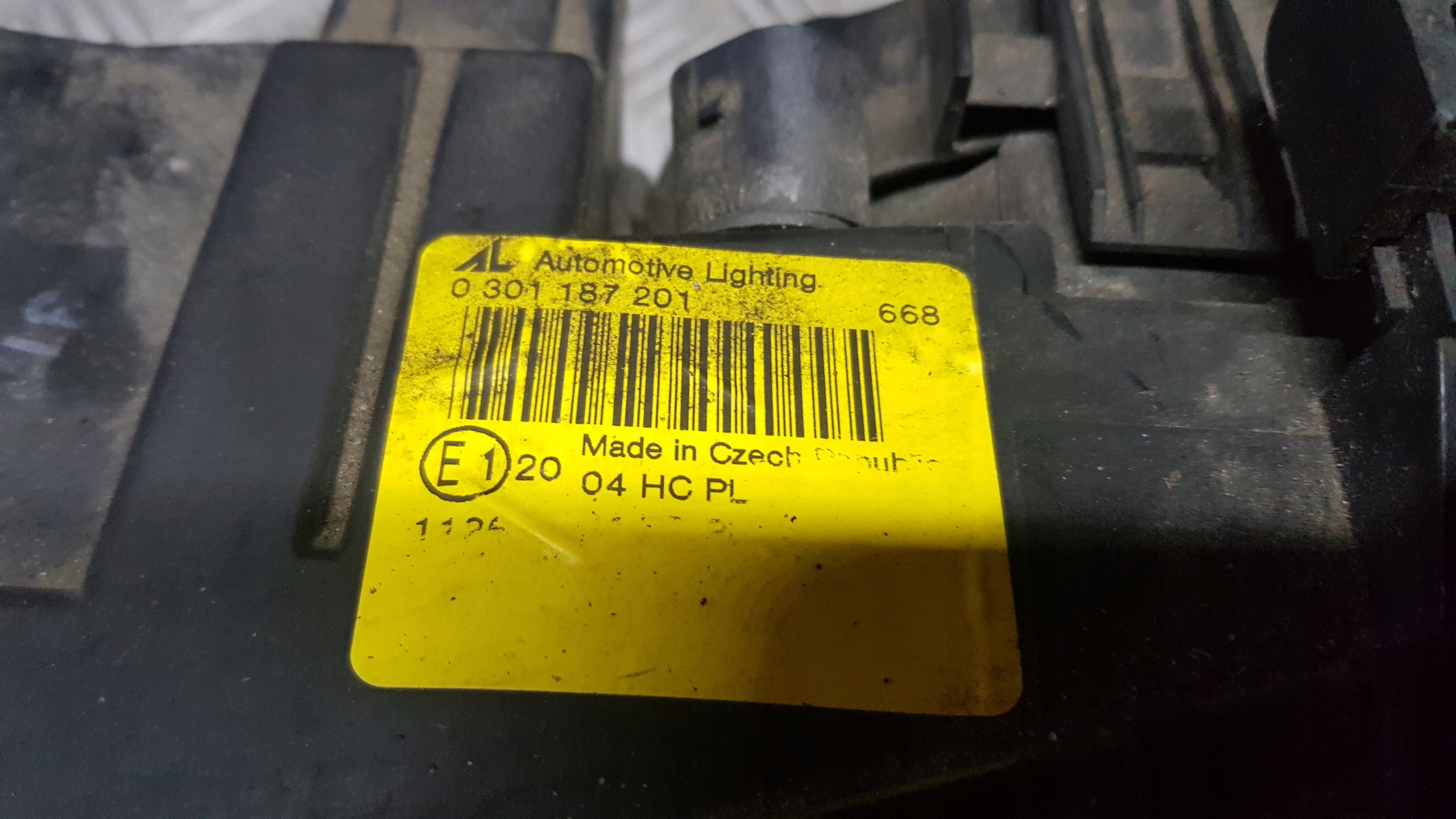 BMW E46 COMPACT světlo levá předek 0301187201