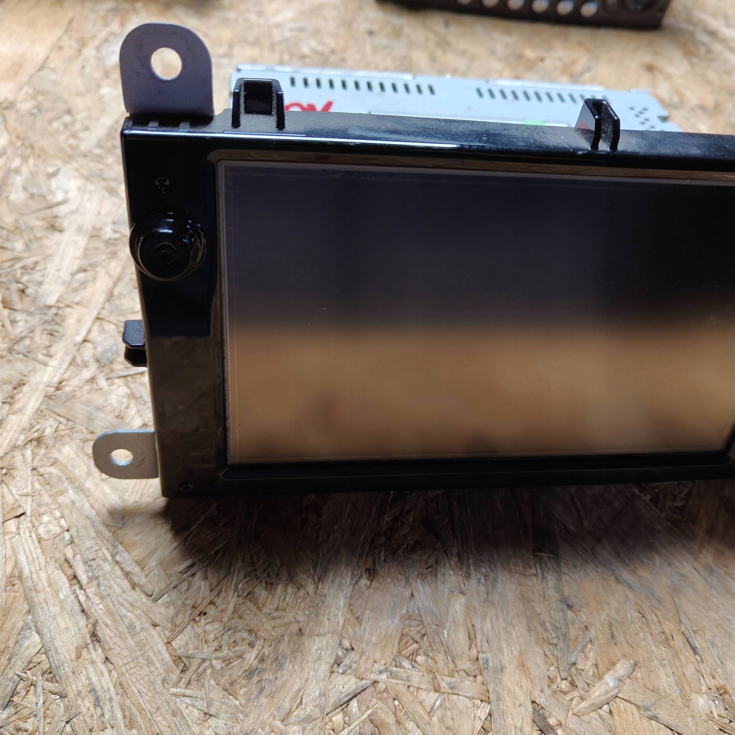 display Renault Clio IV 281153868R