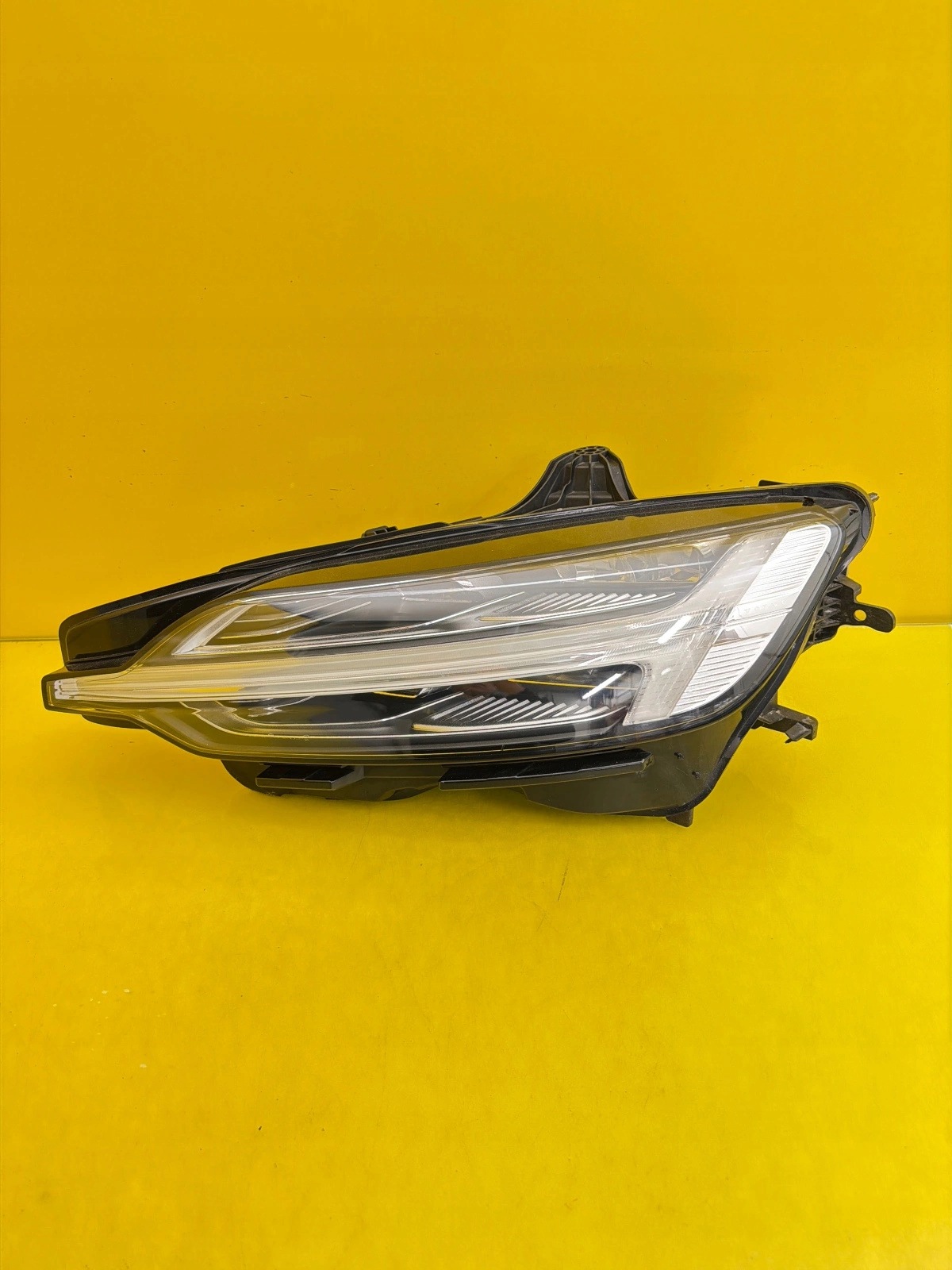 light left Volvo S60 V60 Full Led 32228866