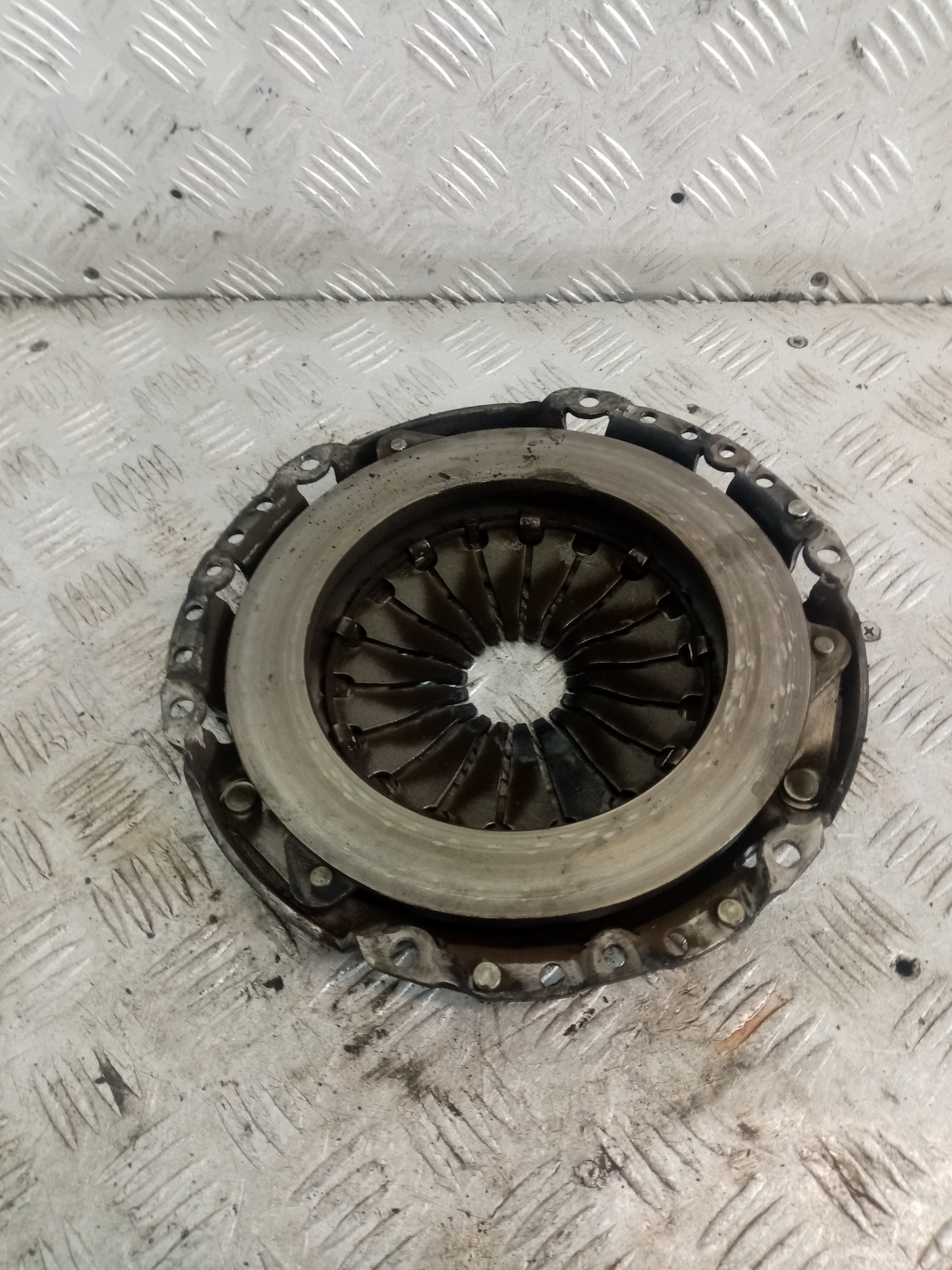 de pression embrayage FORD FUSION 1,4 TDCI