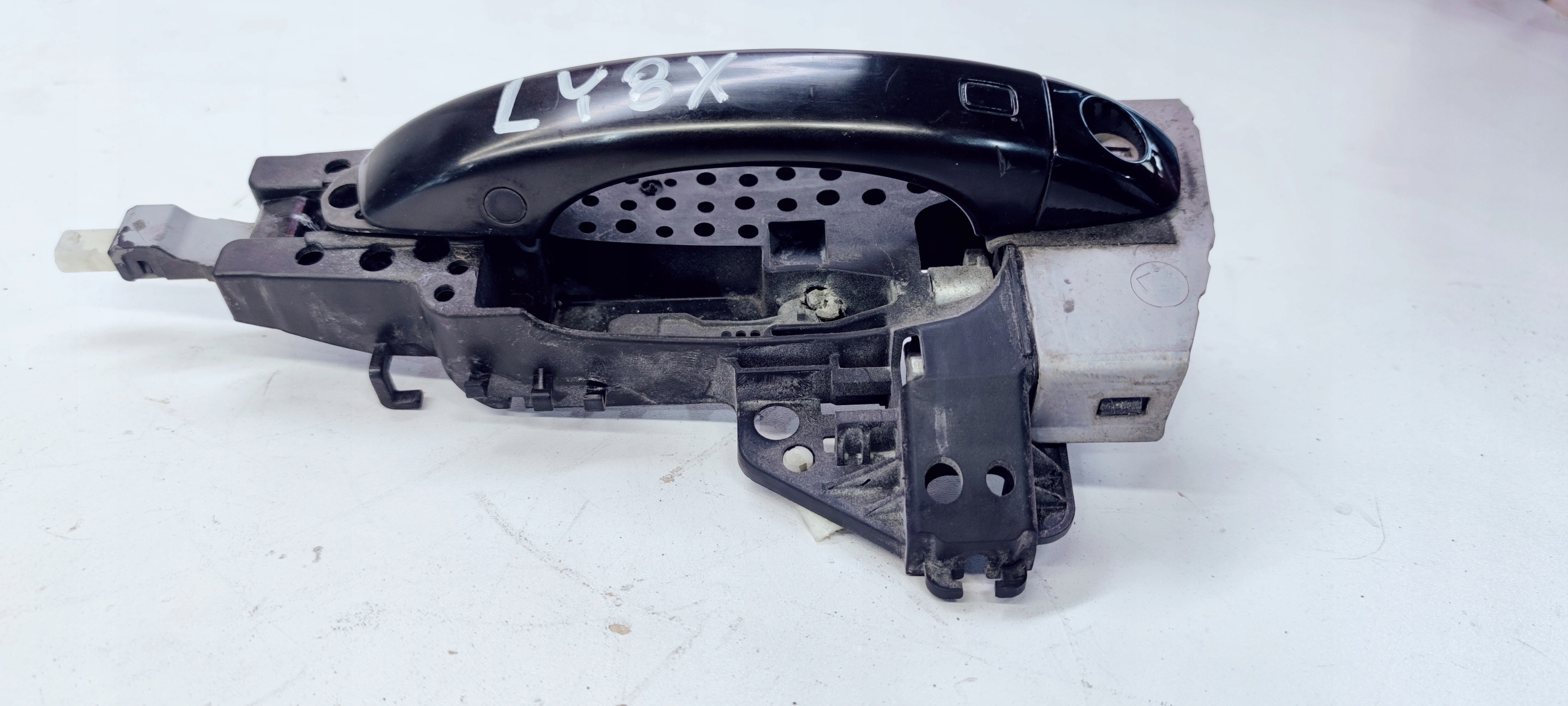 handle left front AUDI A6 A7 A8 4H1837885 LY8X