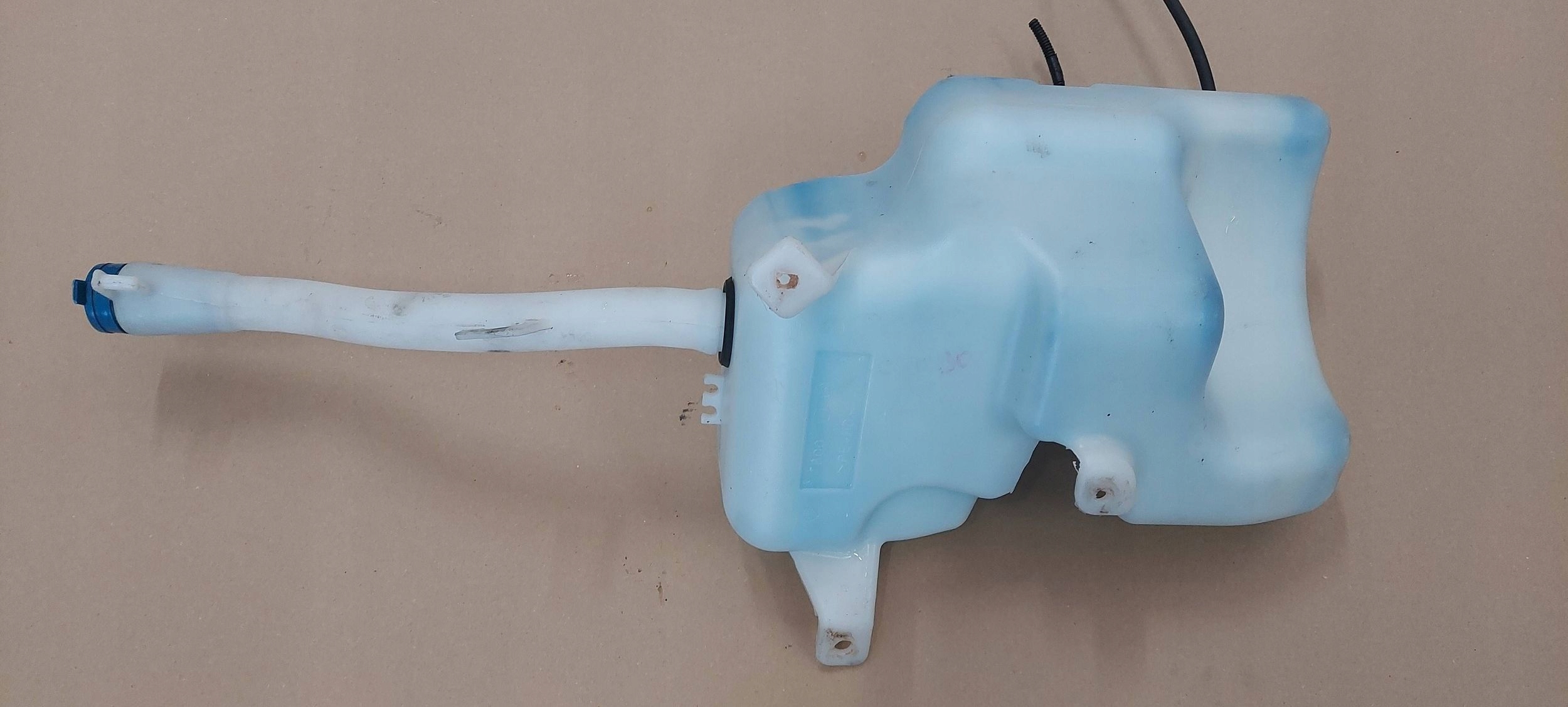 washer fluid tank FIAT DOBLO II COMBO D