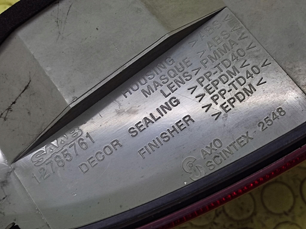 SAAB 9-3 II sedan light right rear part 12785761