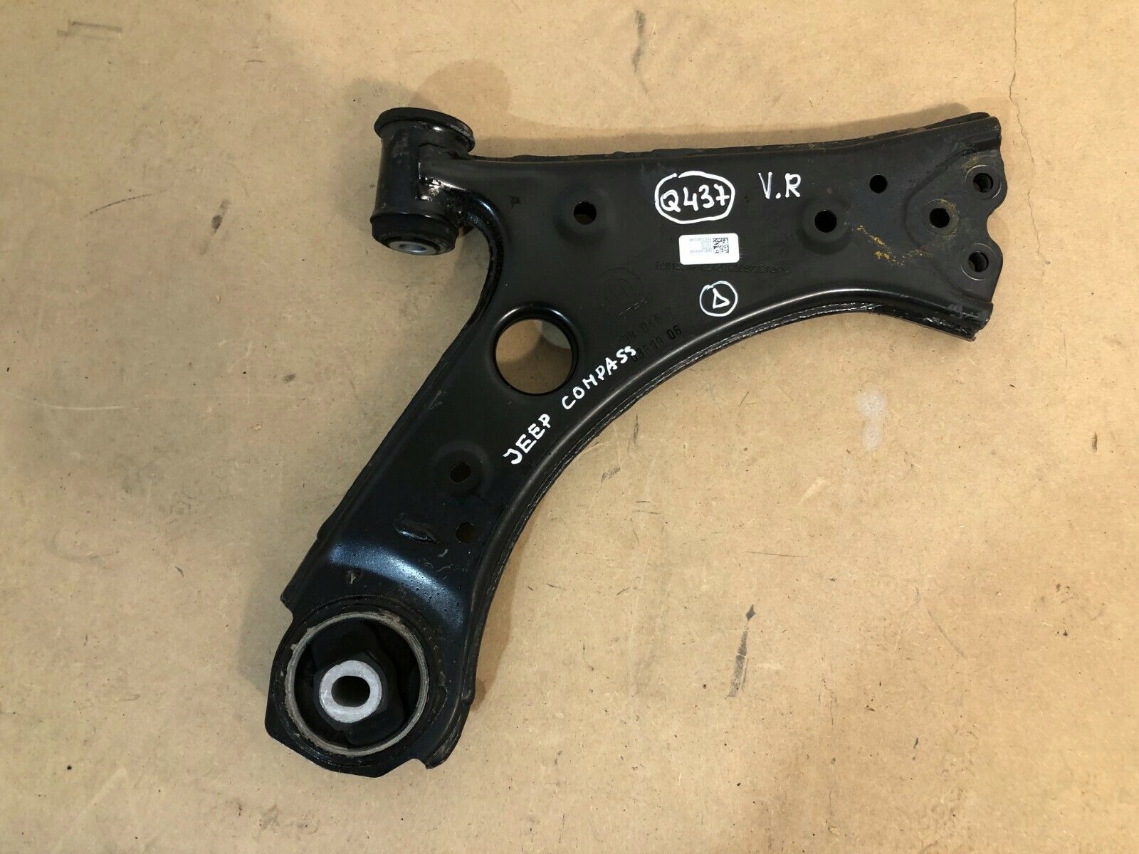 JEEP COMPASS II arm front right front 2016