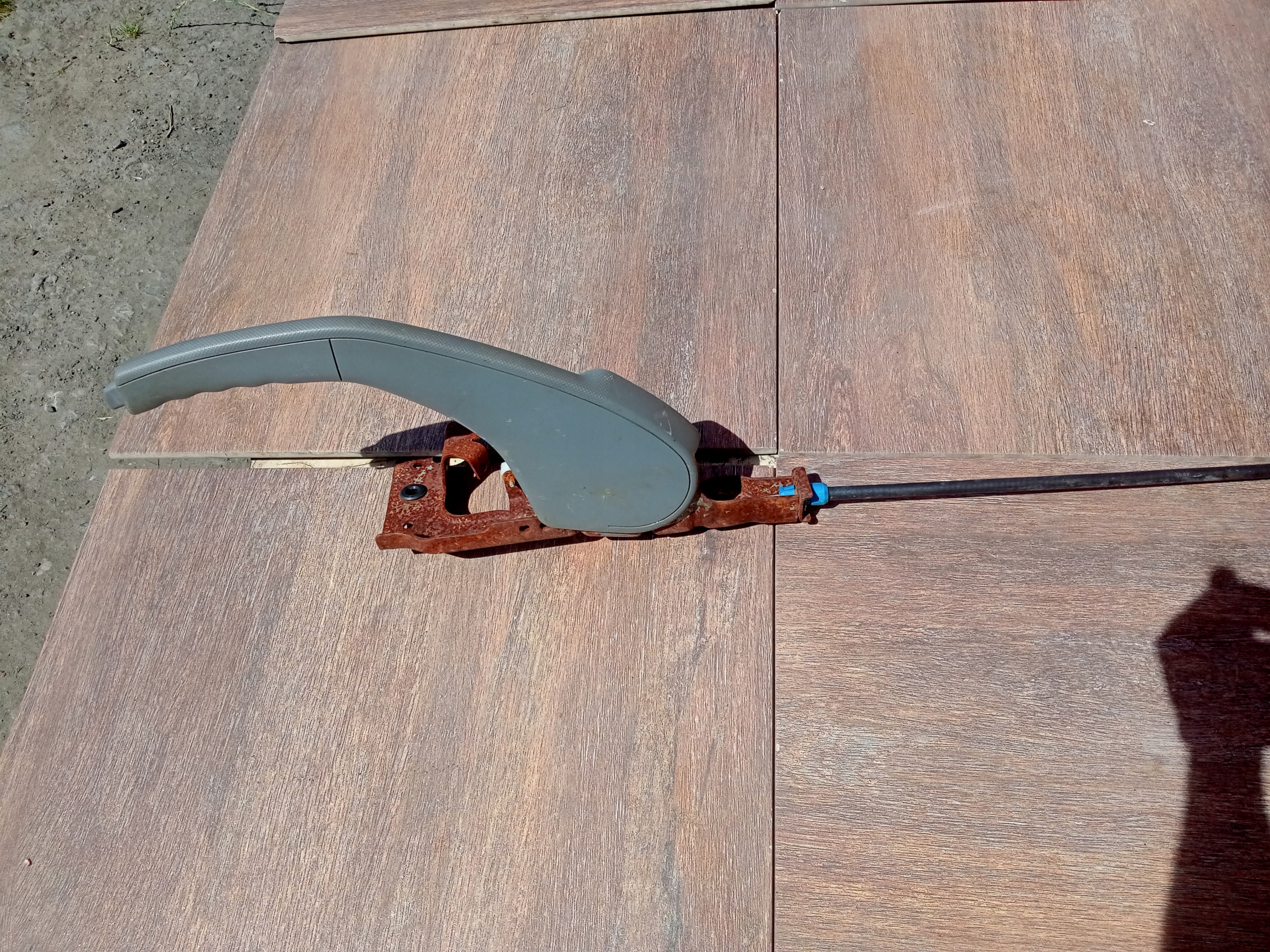 JEEP GRAND CHEROKEE WK 5-10 DZWIGNIA HAMULCA LINKA