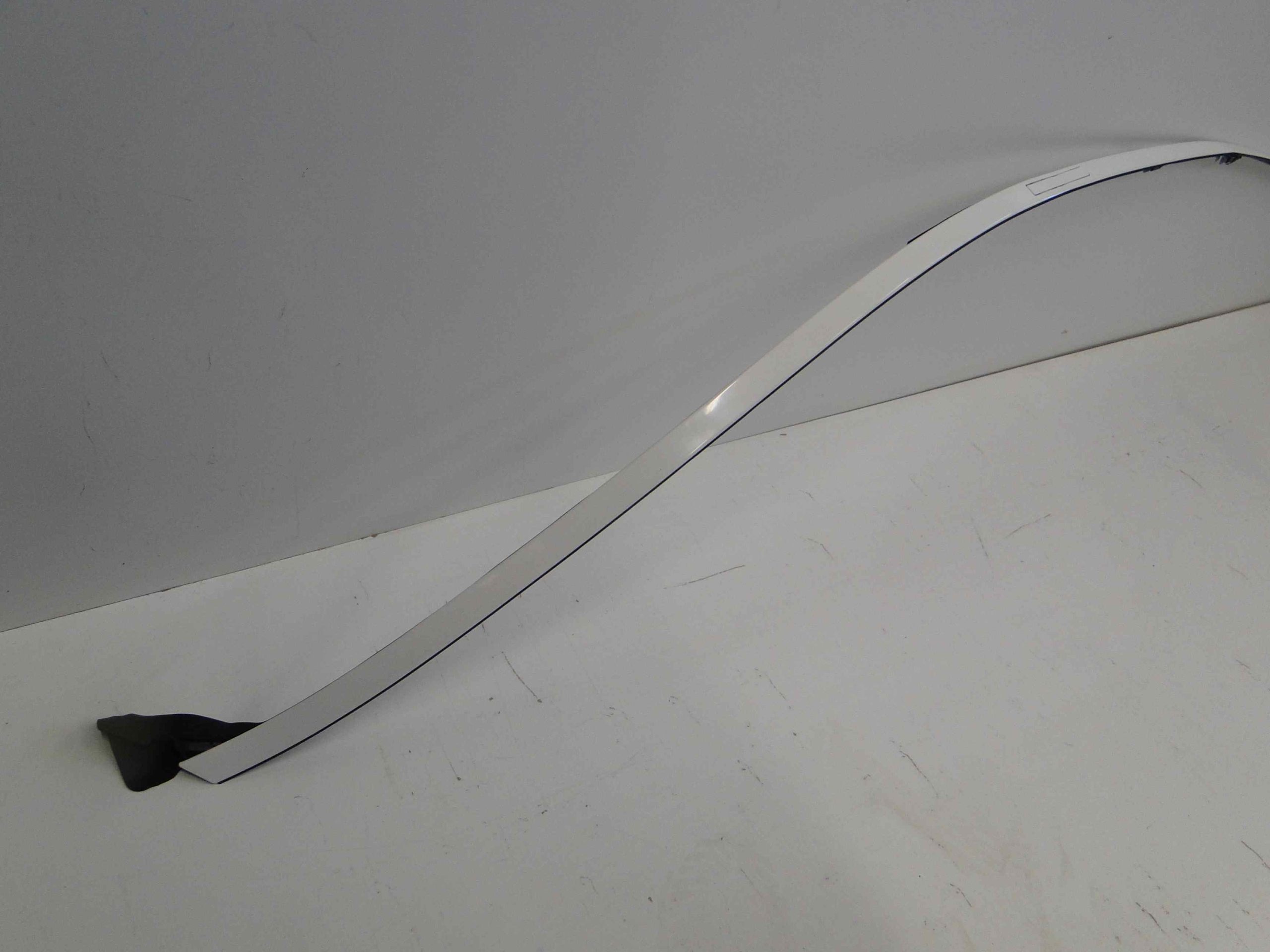 MERCEDES E W212 212 LISTWA DACHOWA LEWA Producent części Mercedes-Benz OE